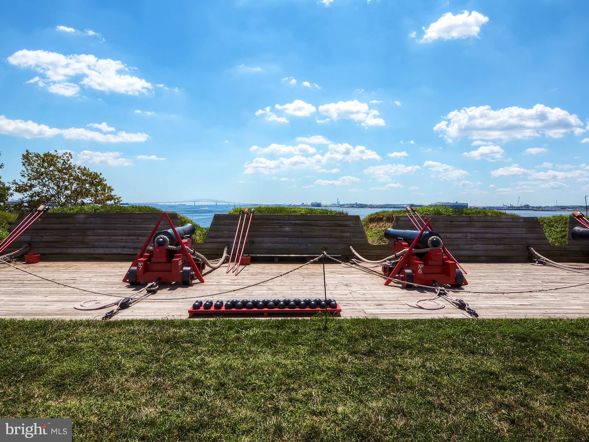 LOCUST POINT - Residential