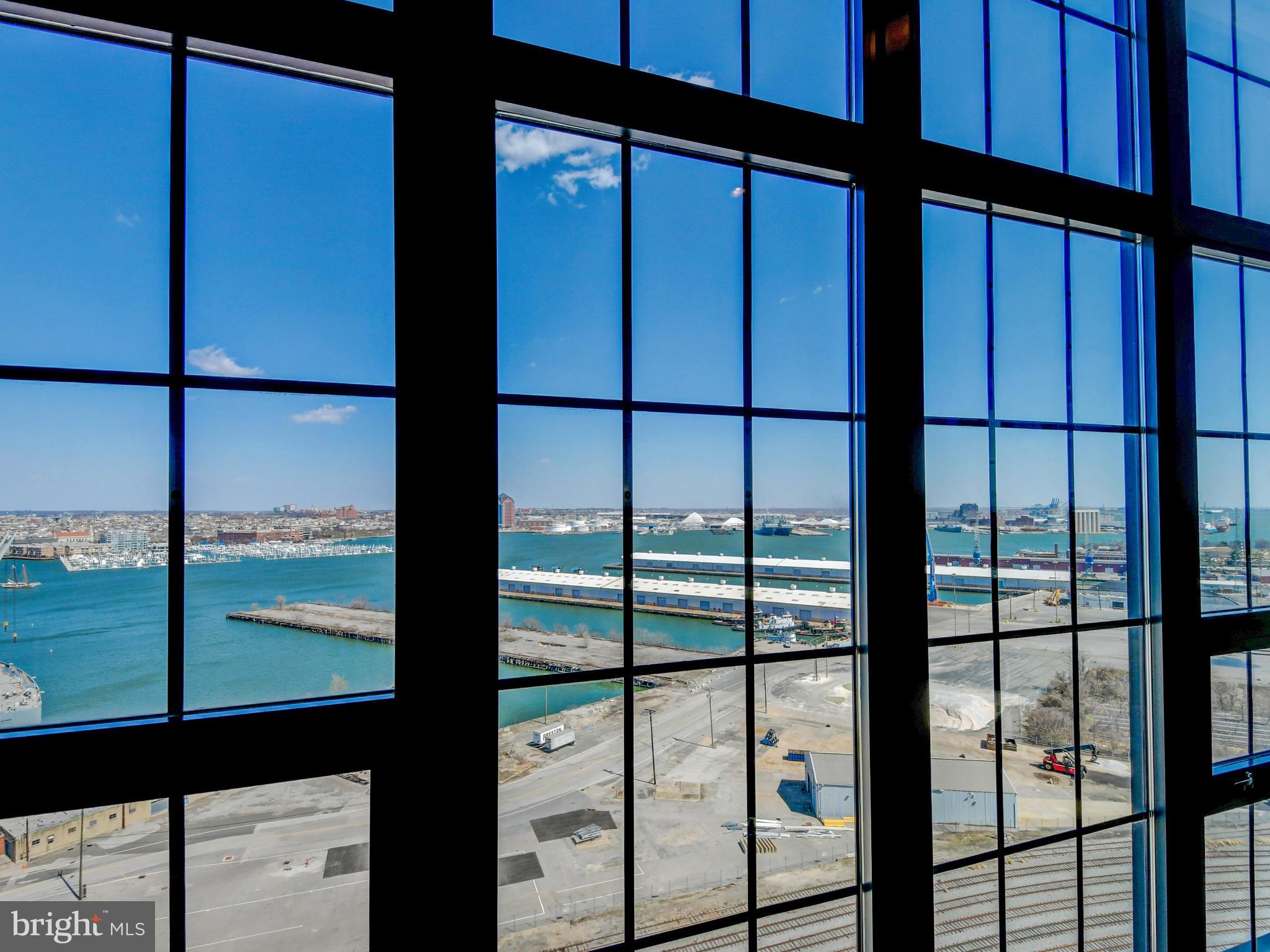 LOCUST POINT - Residential