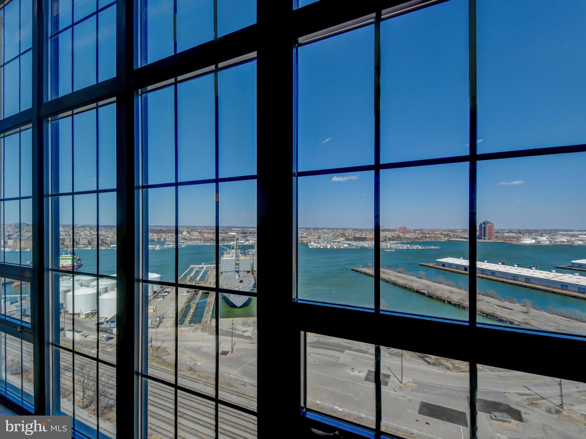 LOCUST POINT - Residential