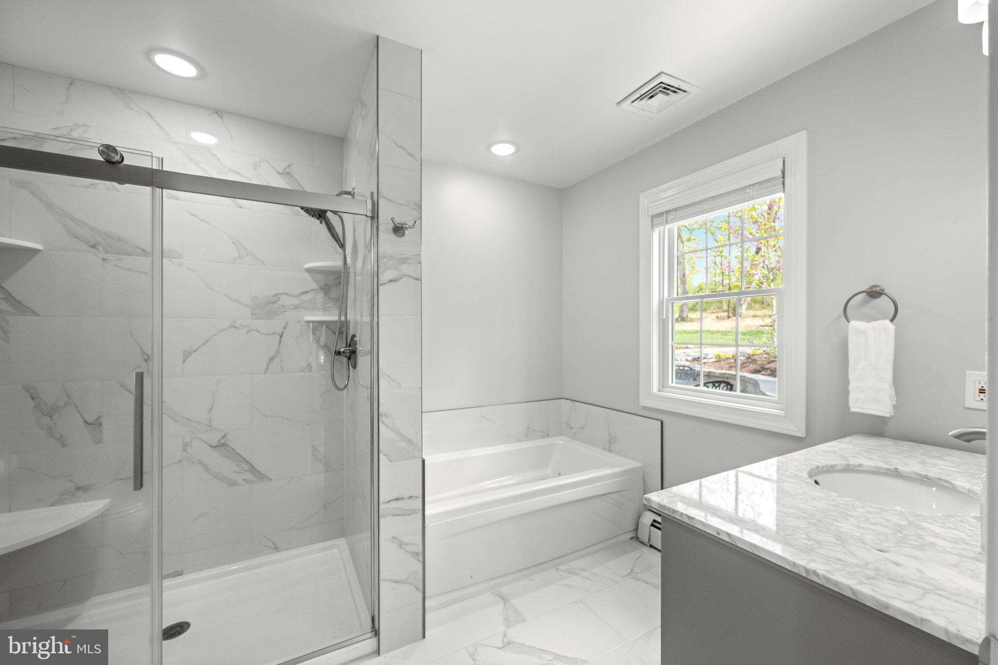 NON AVAILABLE - Residential