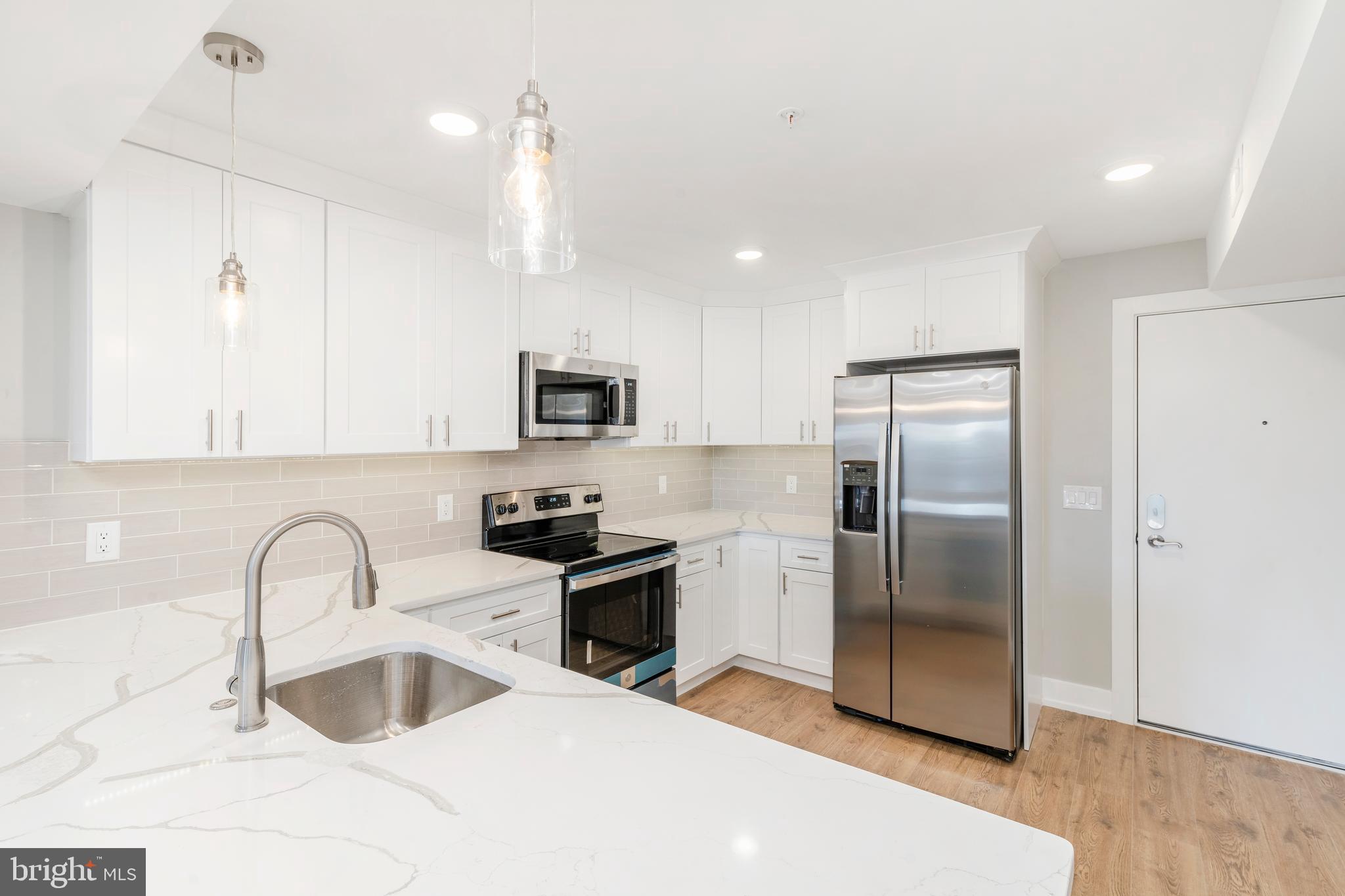 2304 N 9TH STREET 102