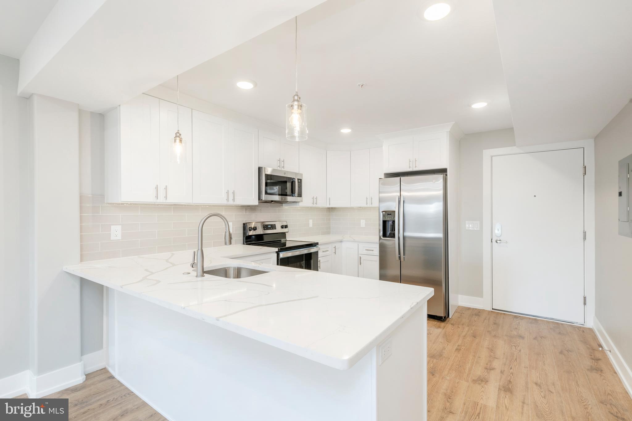 2304 N 9TH STREET 102