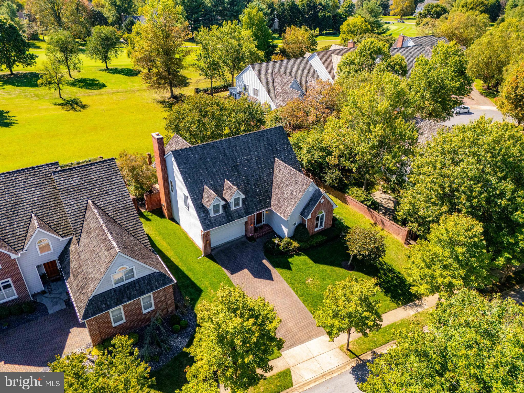 HOBBITS GLEN - Residential
