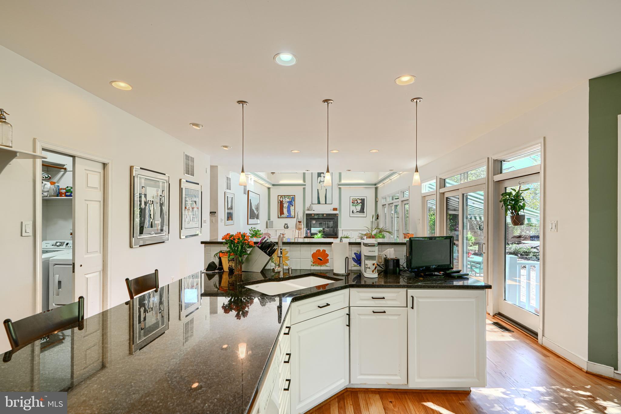 HOBBITS GLEN - Residential