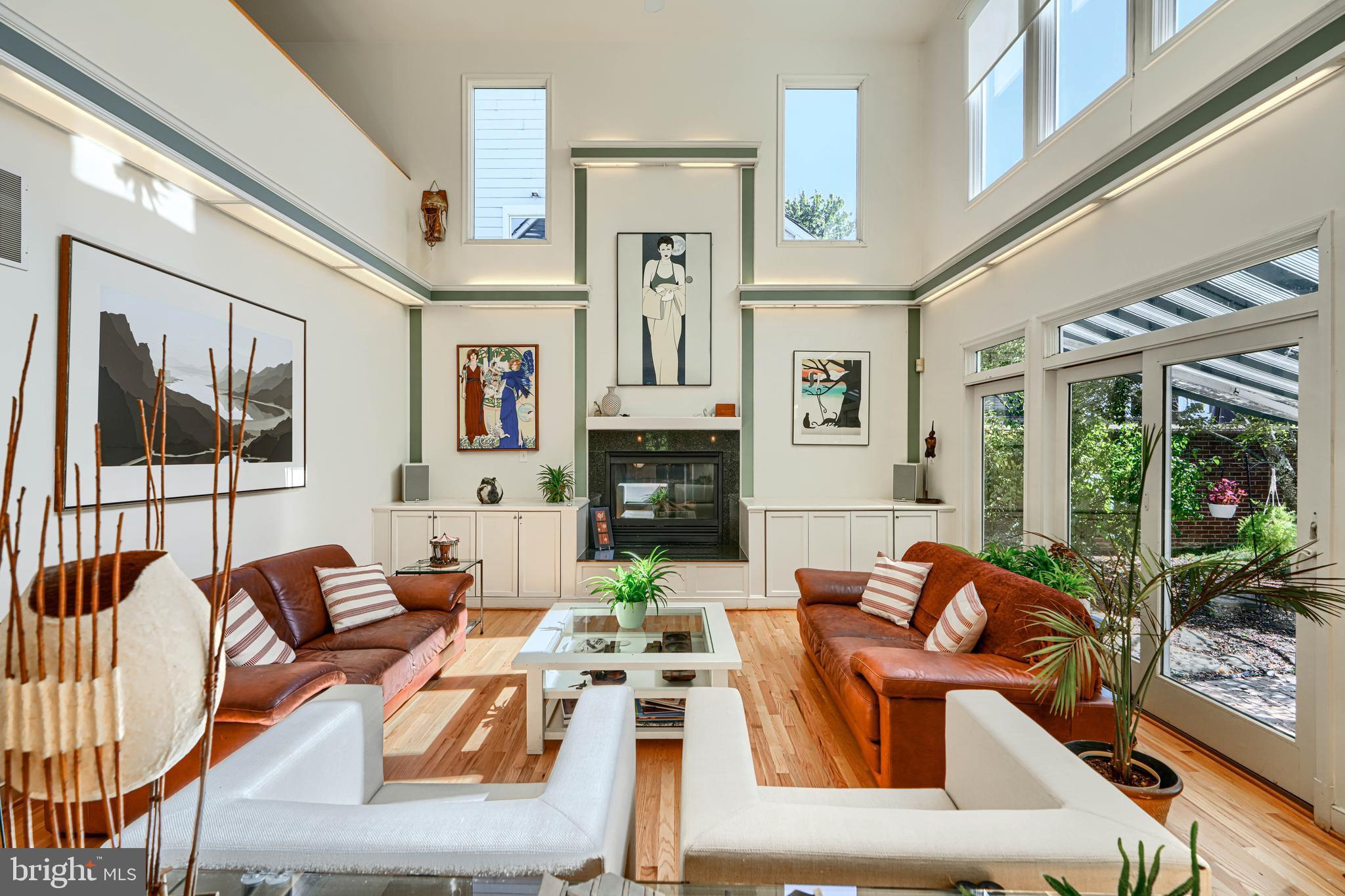 HOBBITS GLEN - Residential