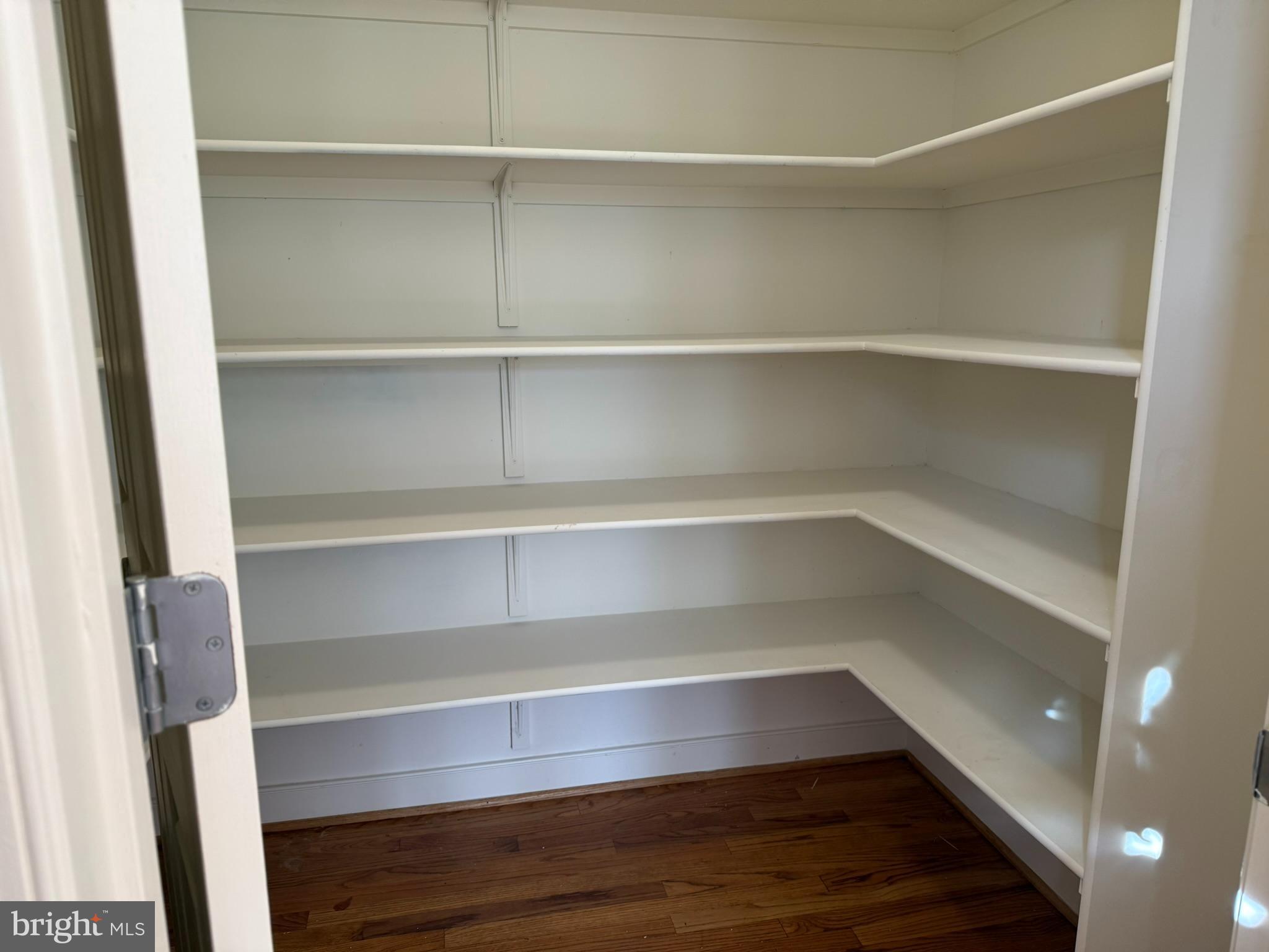 HOBBITS GLEN - Residential