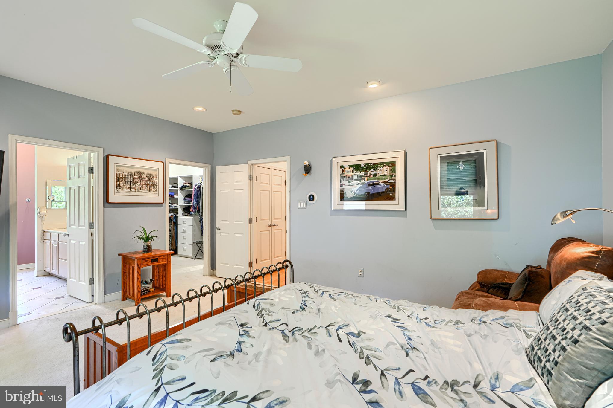 HOBBITS GLEN - Residential