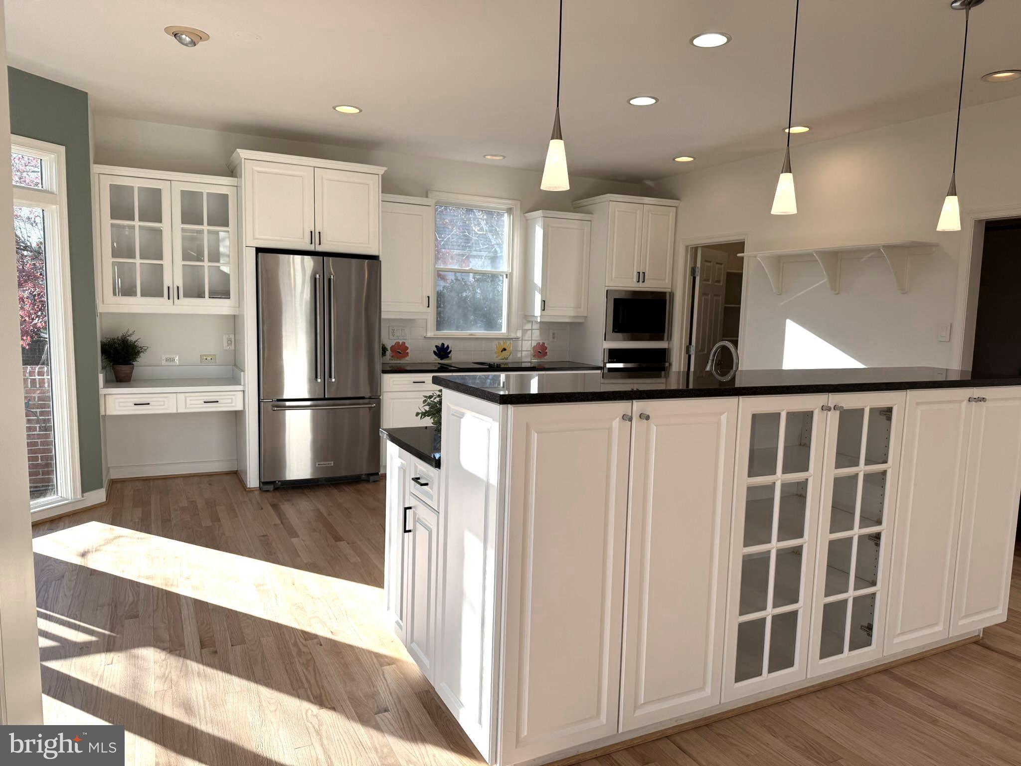 HOBBITS GLEN - Residential