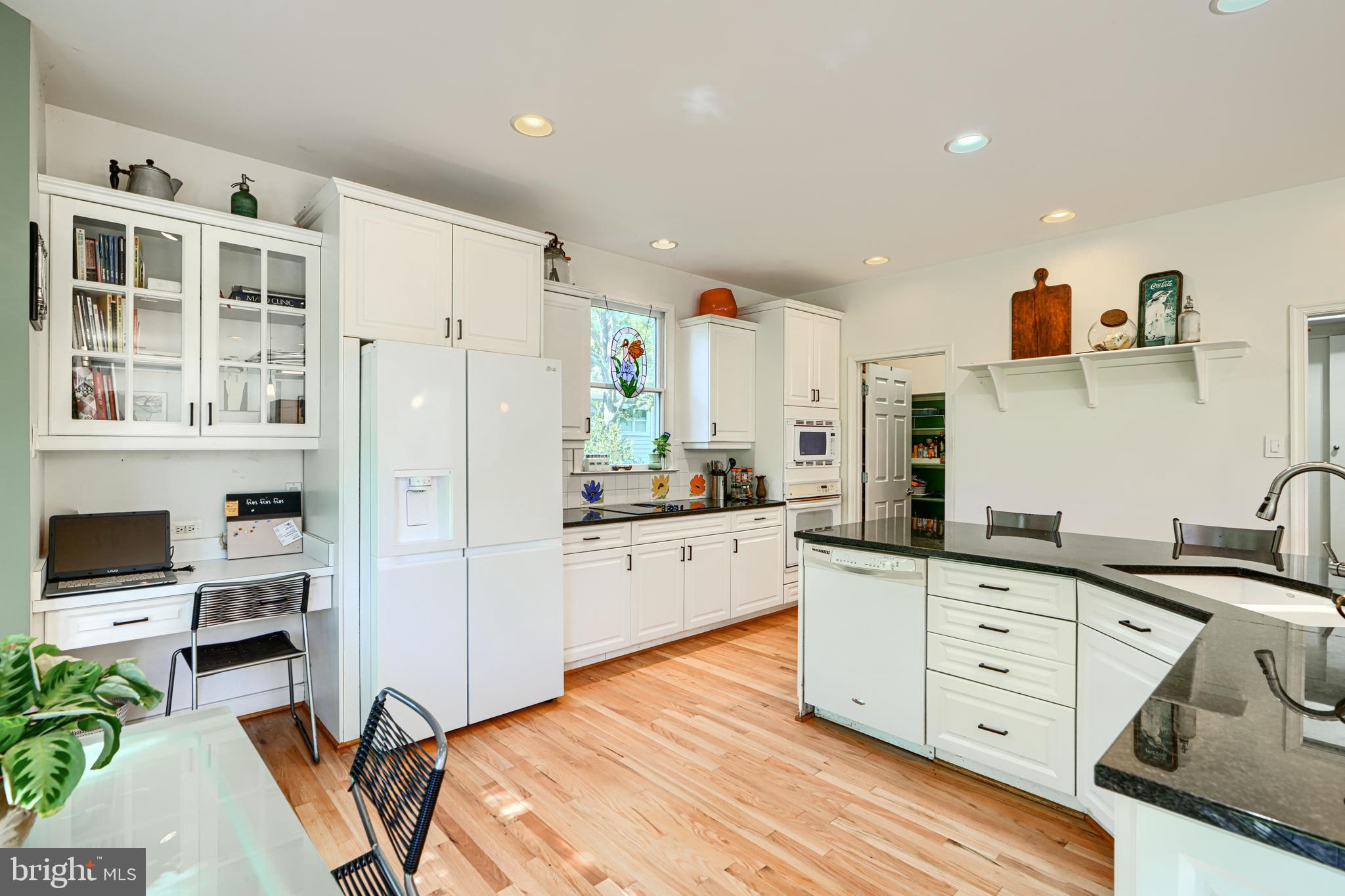 HOBBITS GLEN - Residential