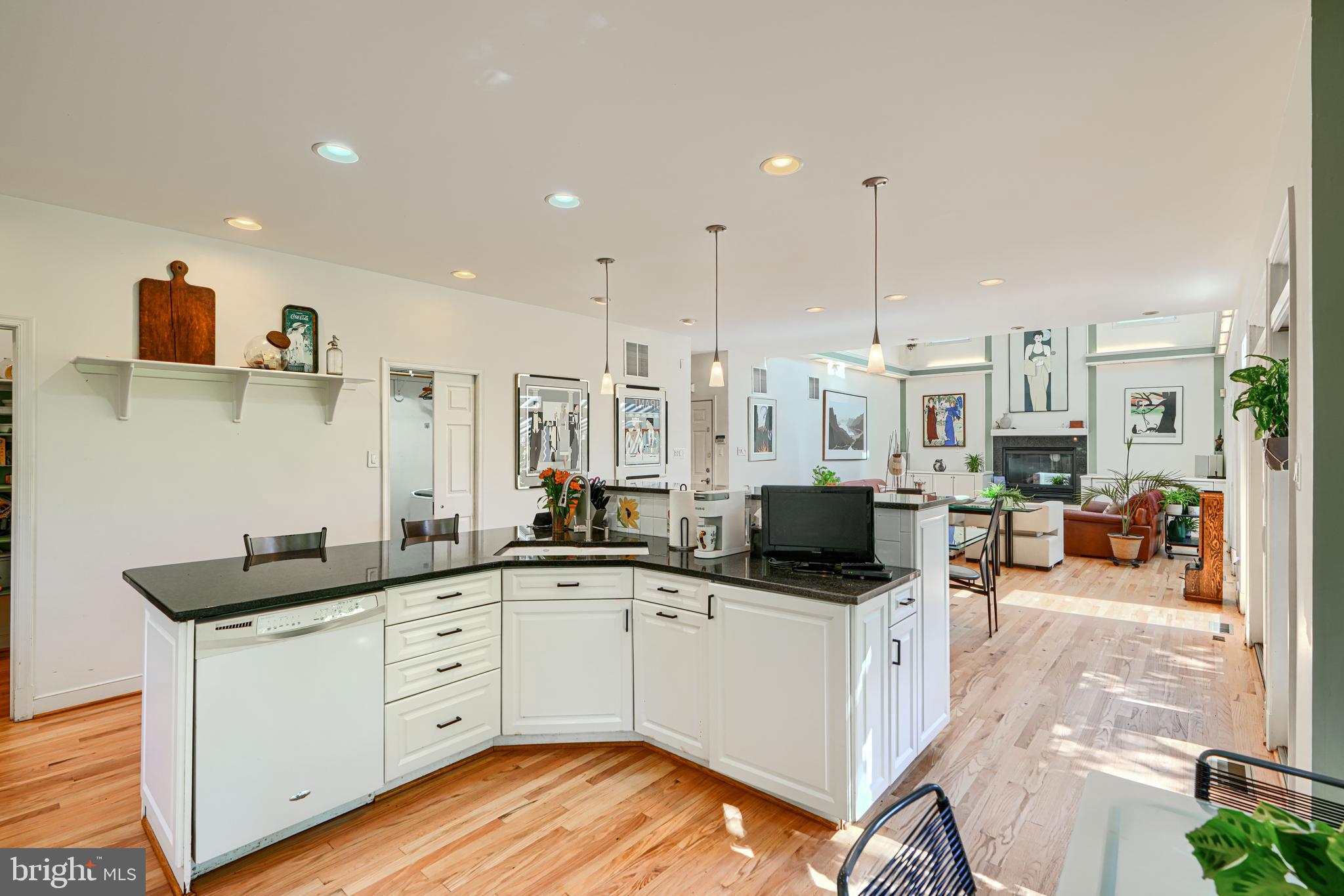 HOBBITS GLEN - Residential