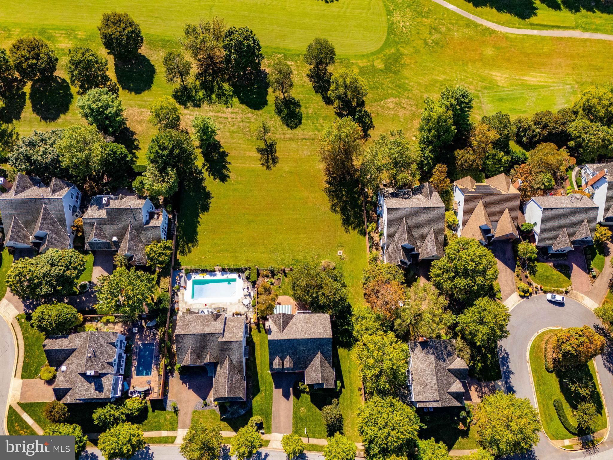 HOBBITS GLEN - Residential