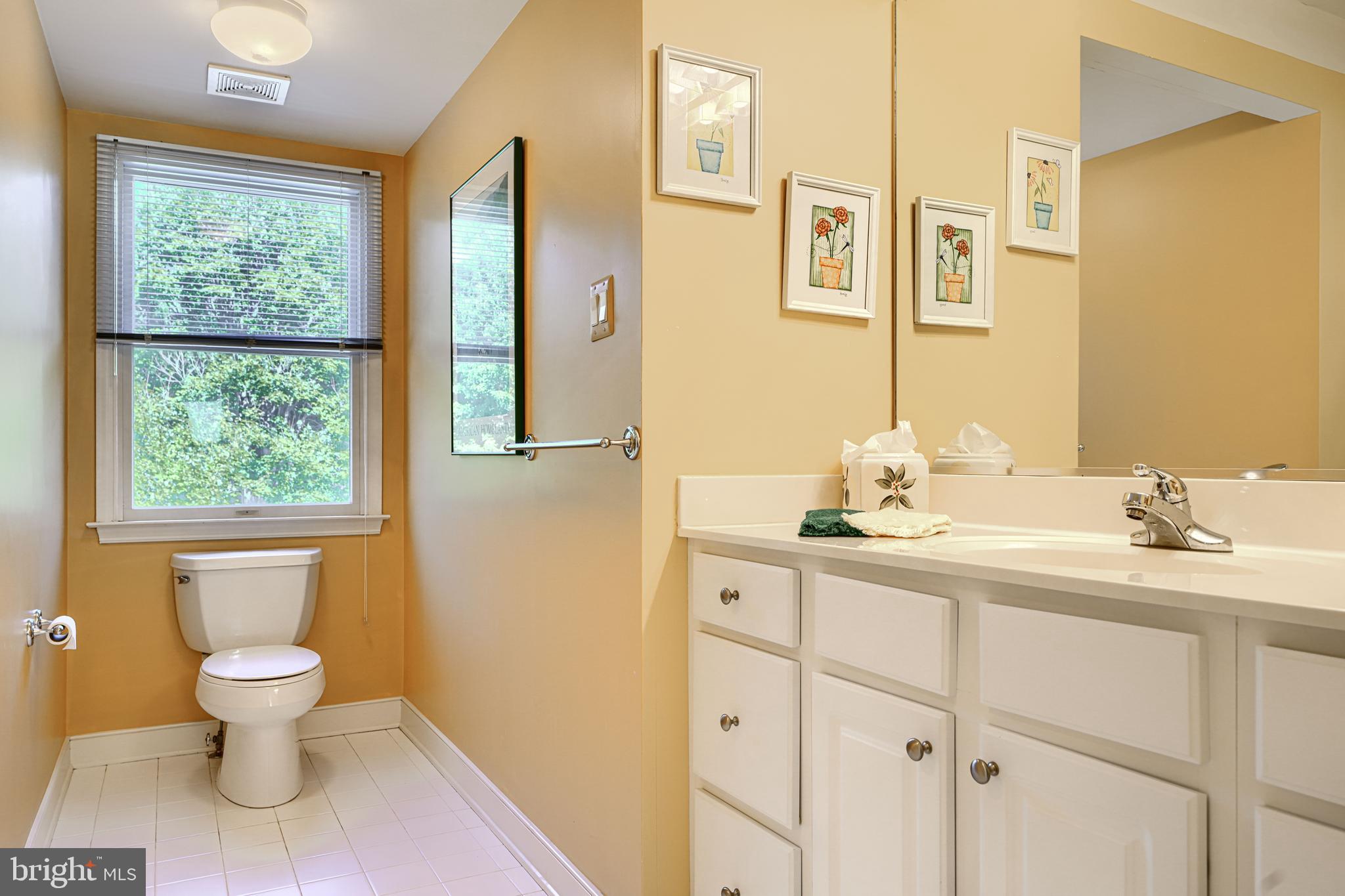 HOBBITS GLEN - Residential