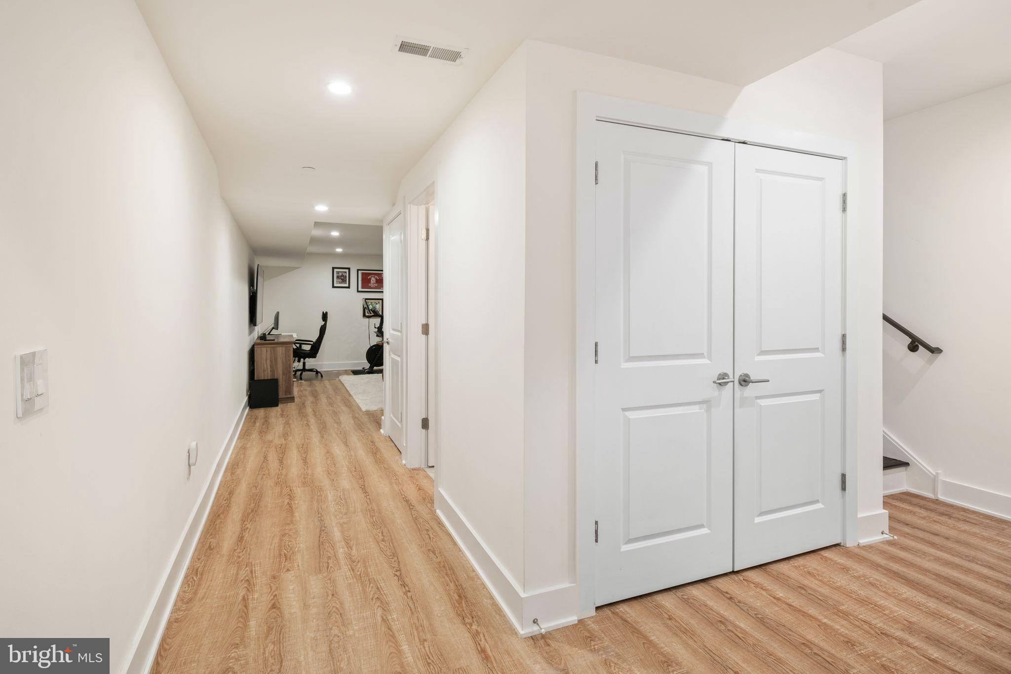 PHILADELPHIA - Residential