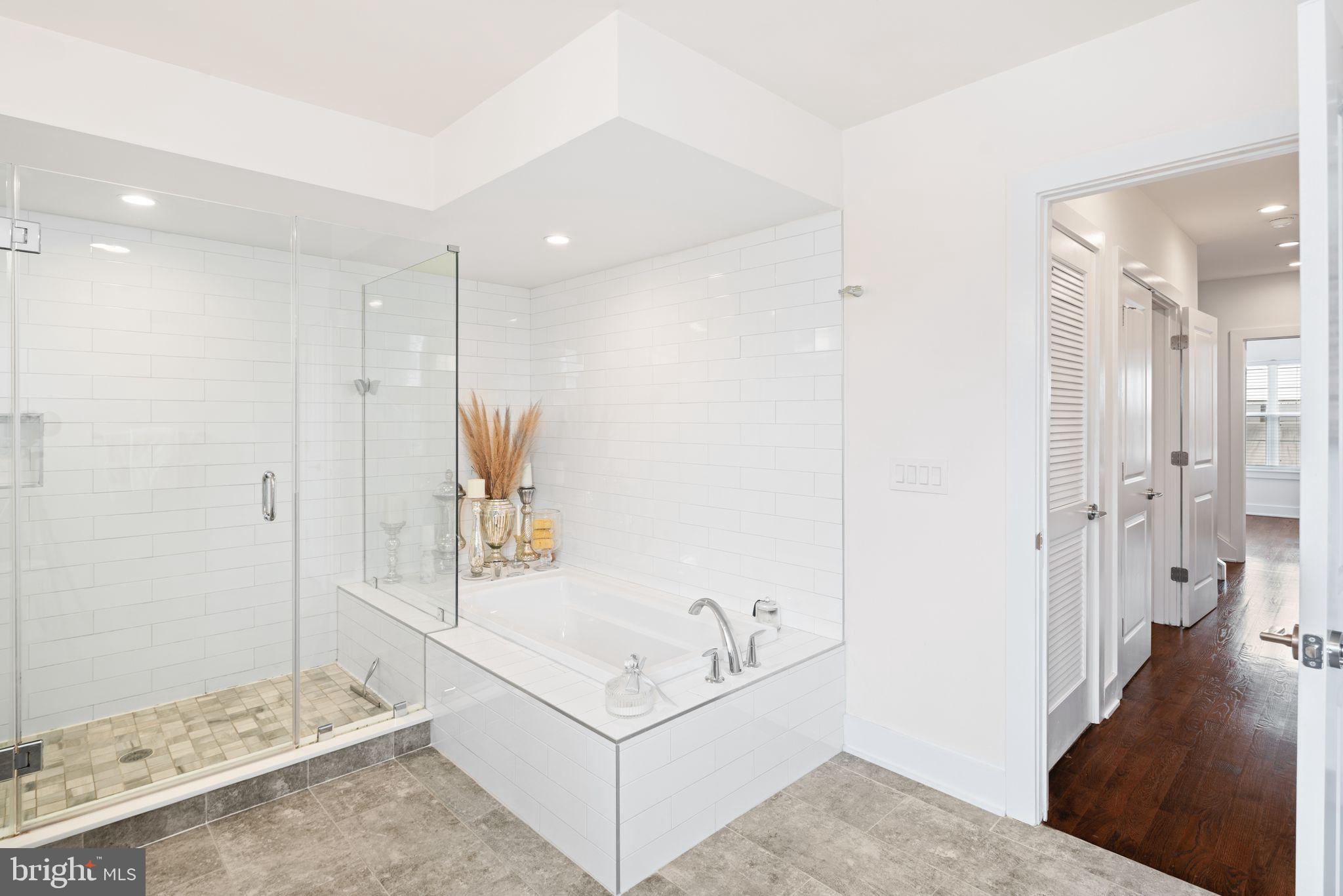 PHILADELPHIA - Residential