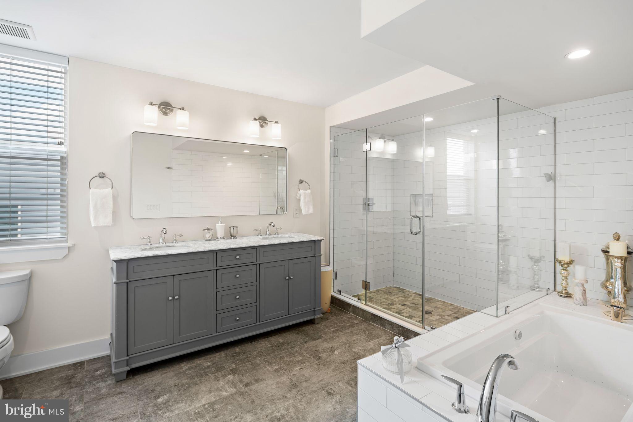 PHILADELPHIA - Residential