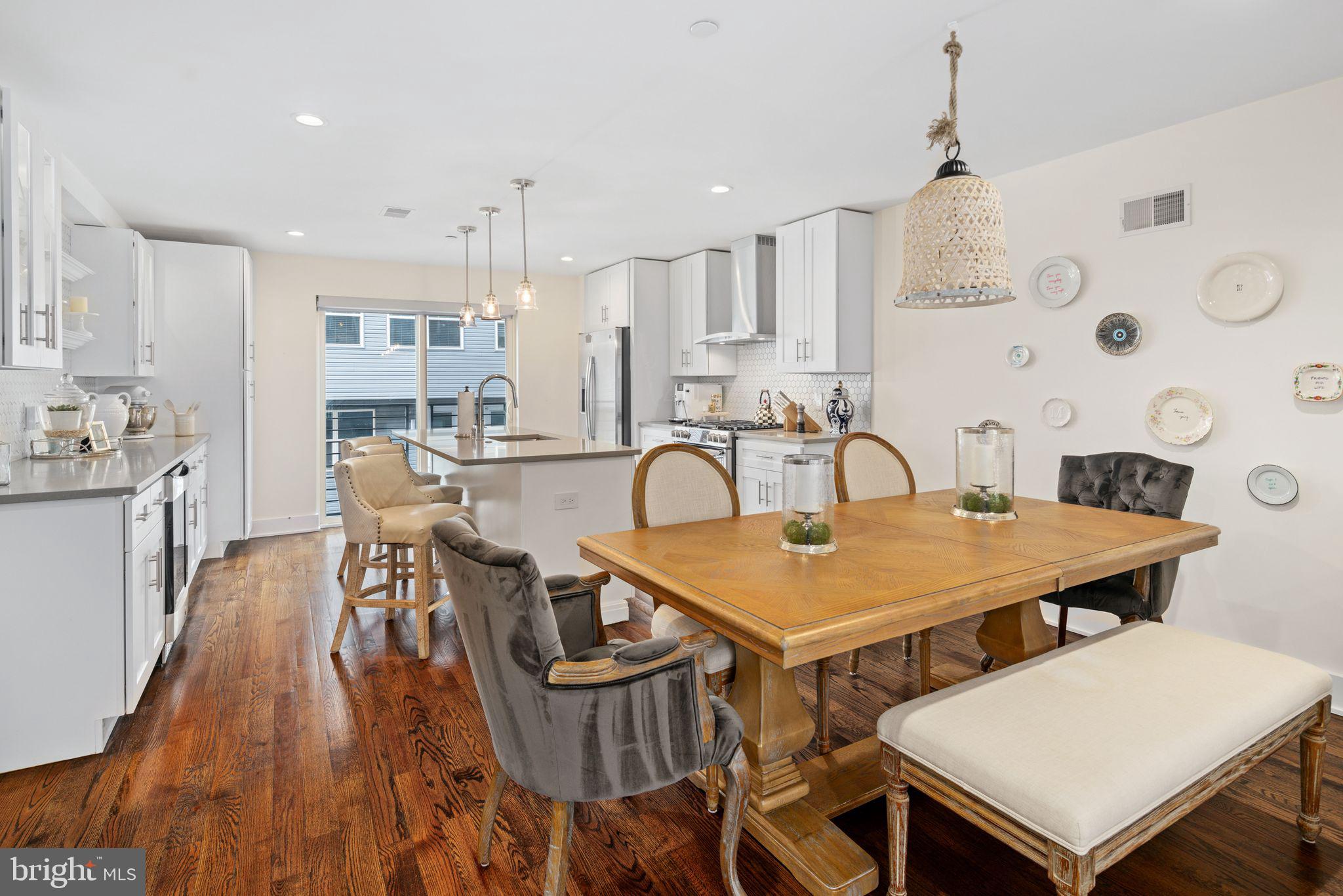 PHILADELPHIA - Residential