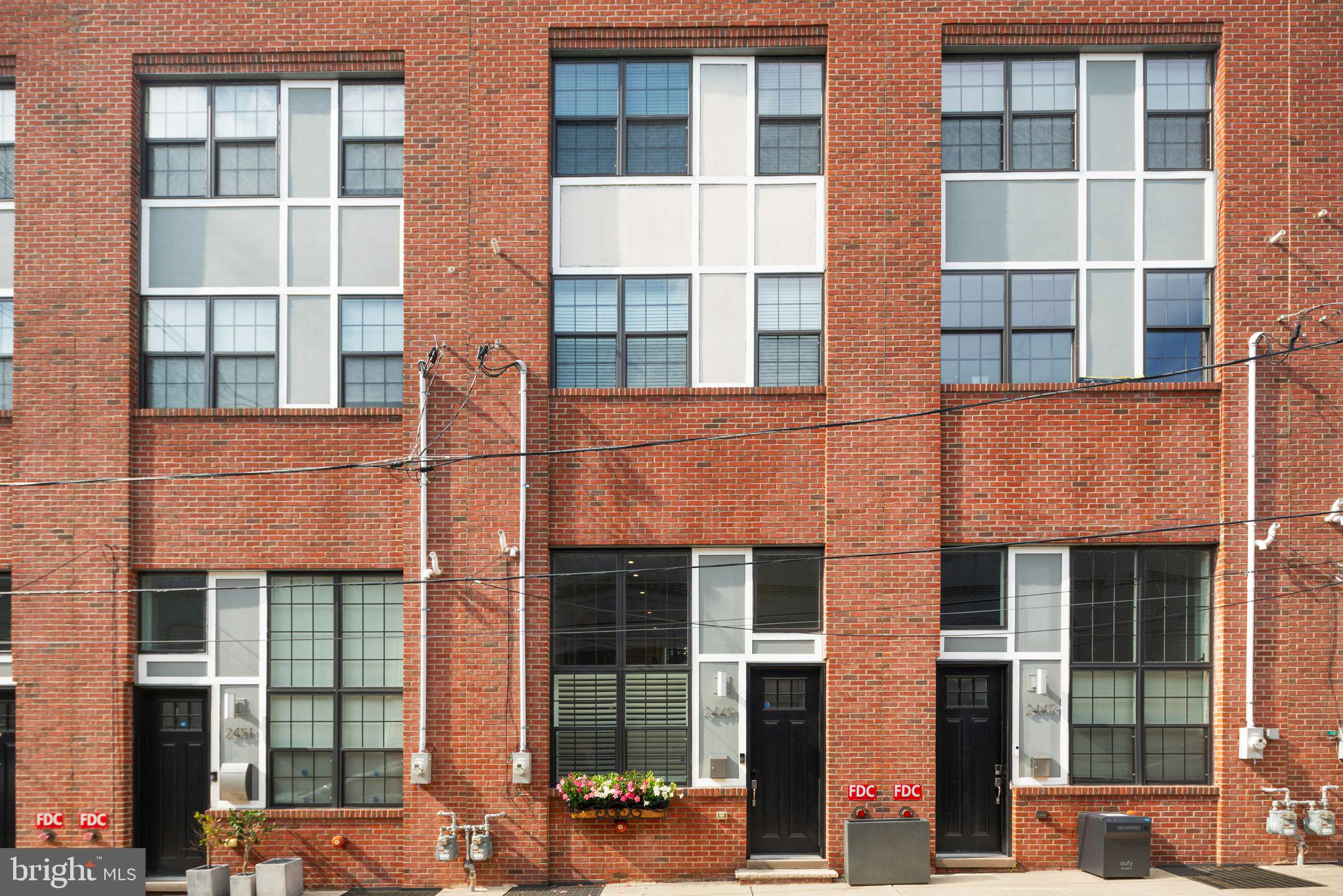 PHILADELPHIA - Residential