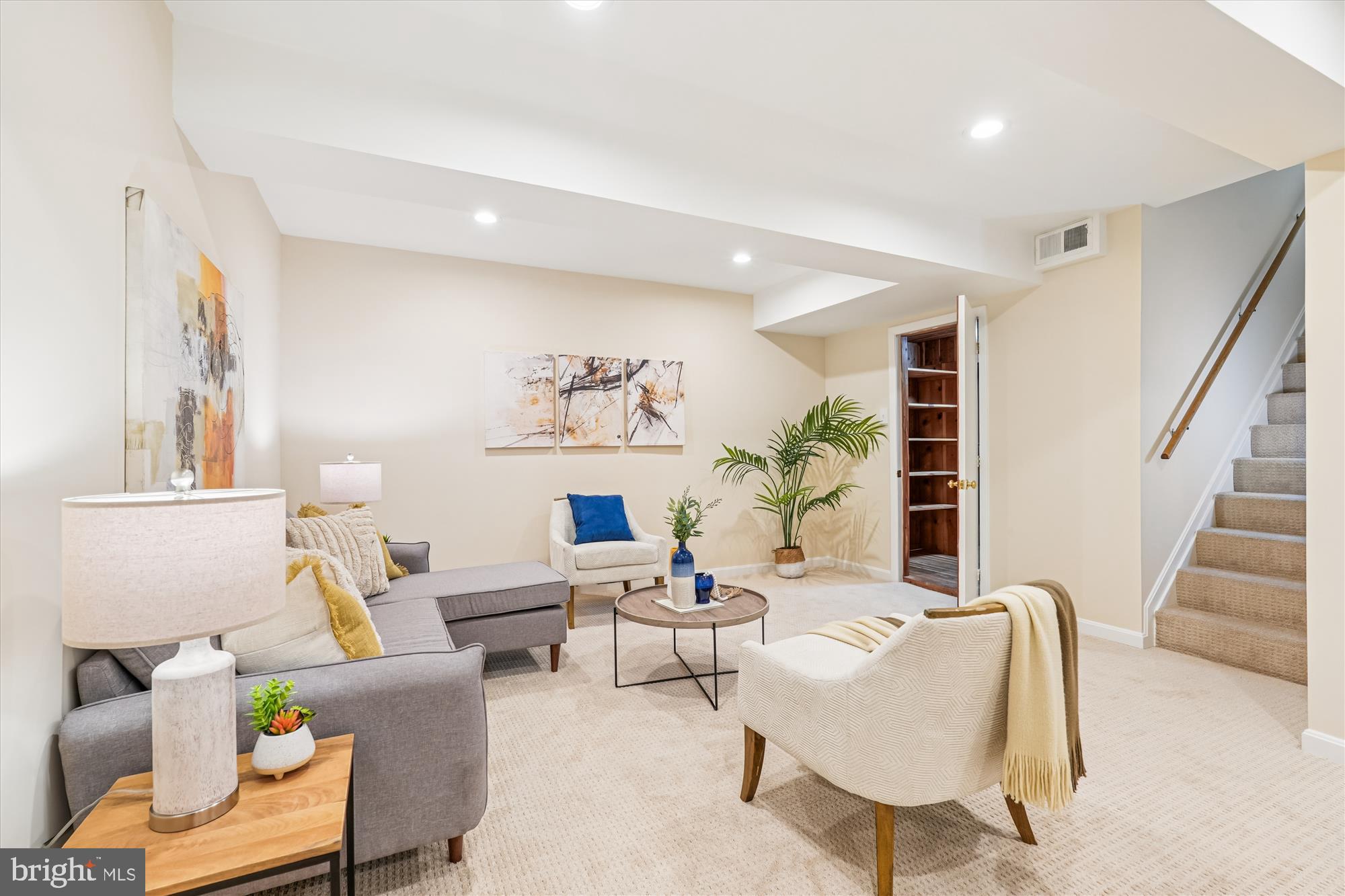 FLOWER VALLEY - Residential