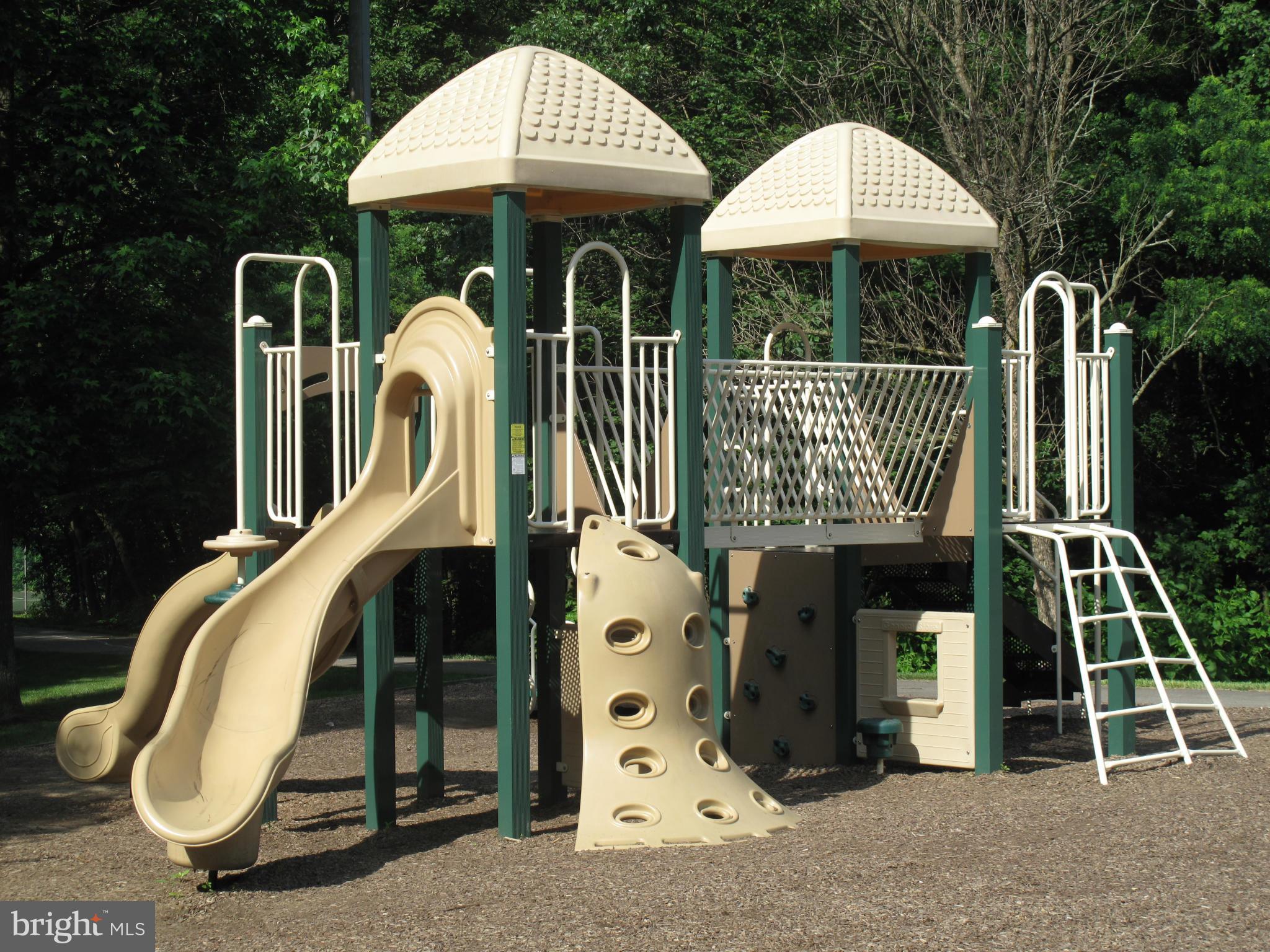 RIPPON LANDING - Residential