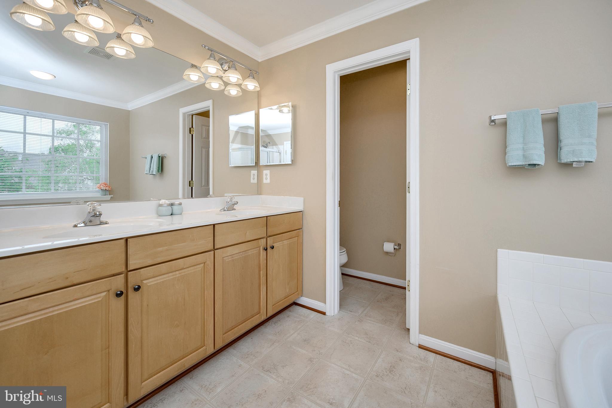 SOMERSET - Residential