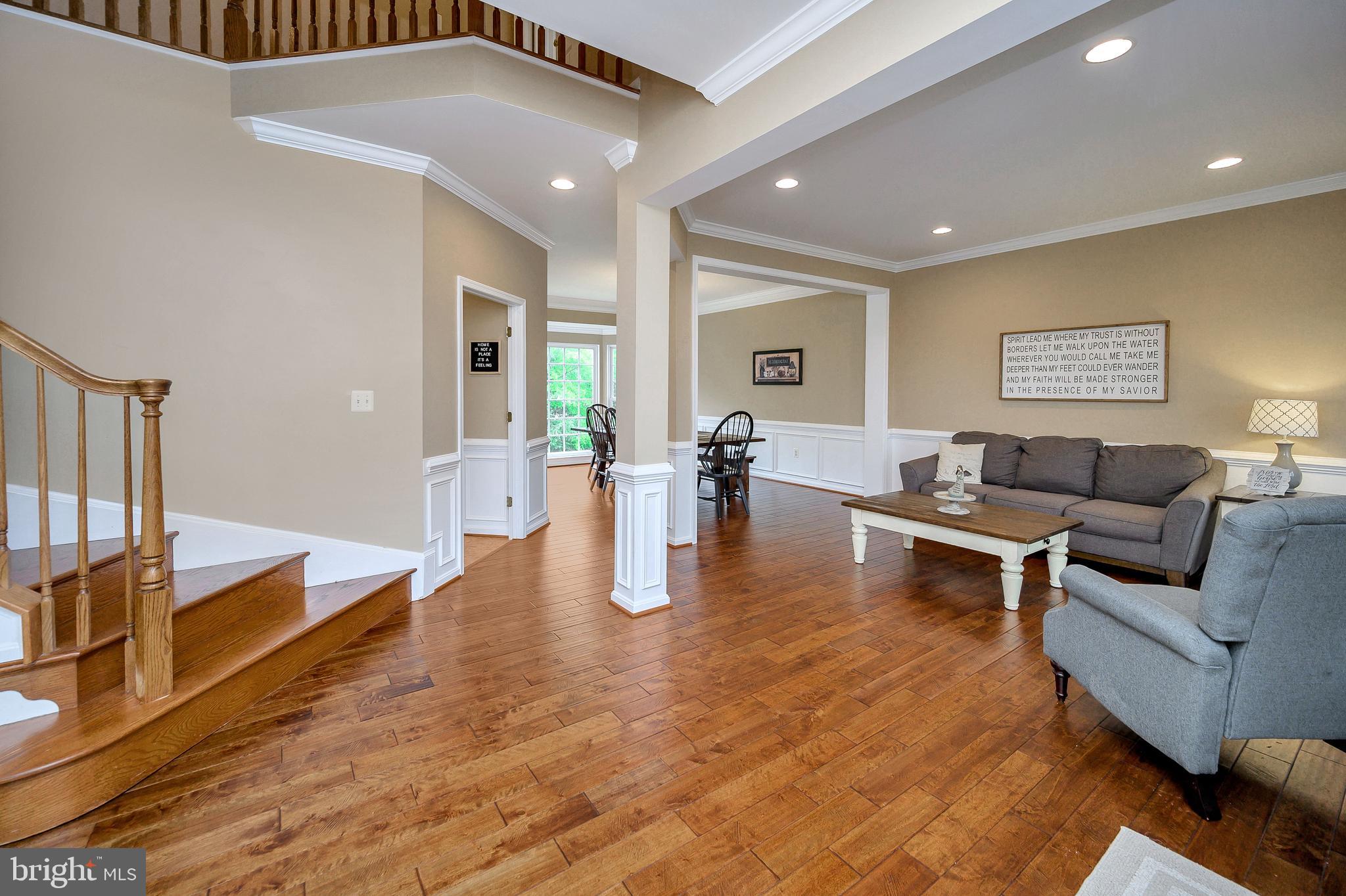 SOMERSET - Residential