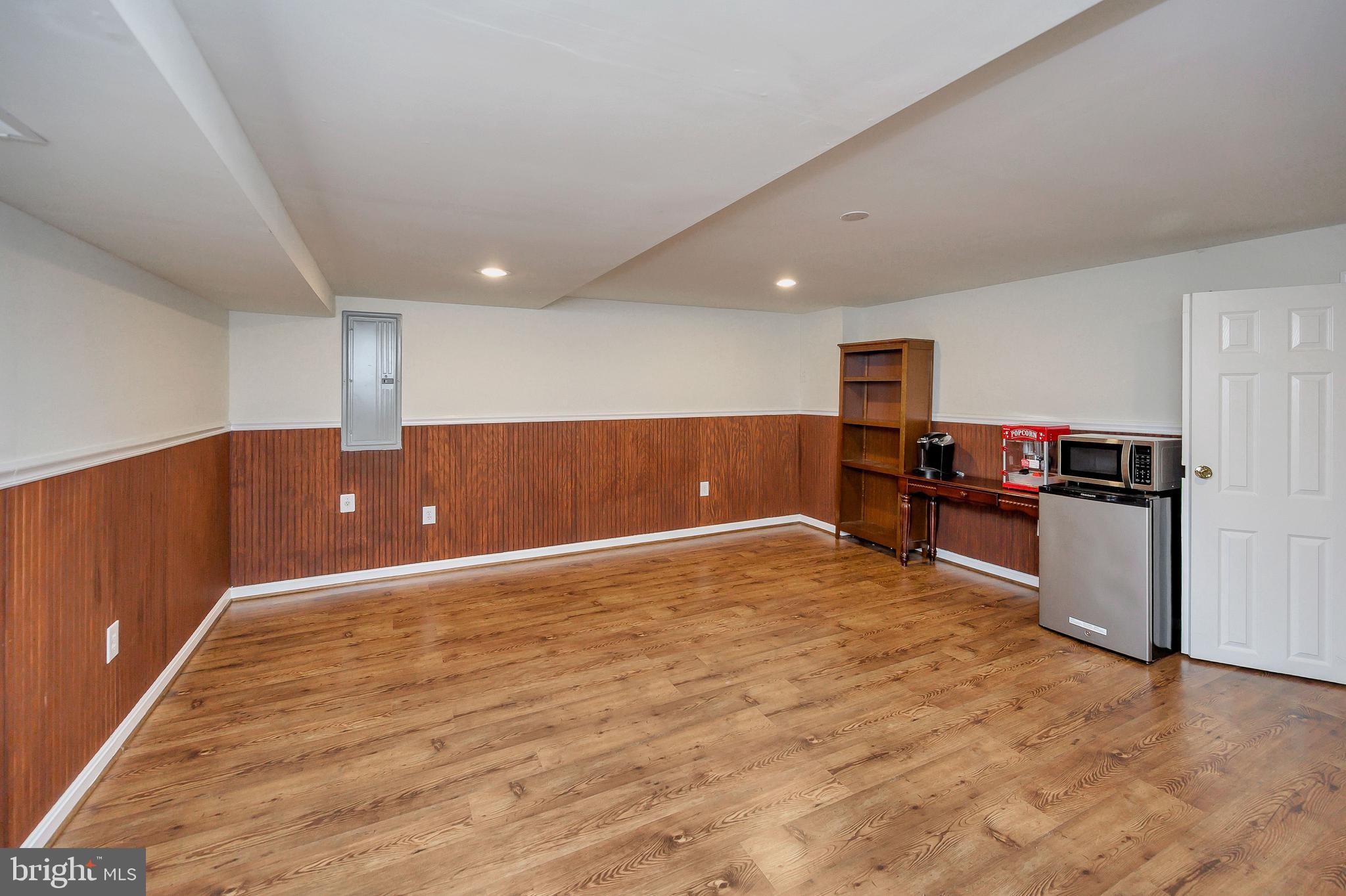 SOMERSET - Residential