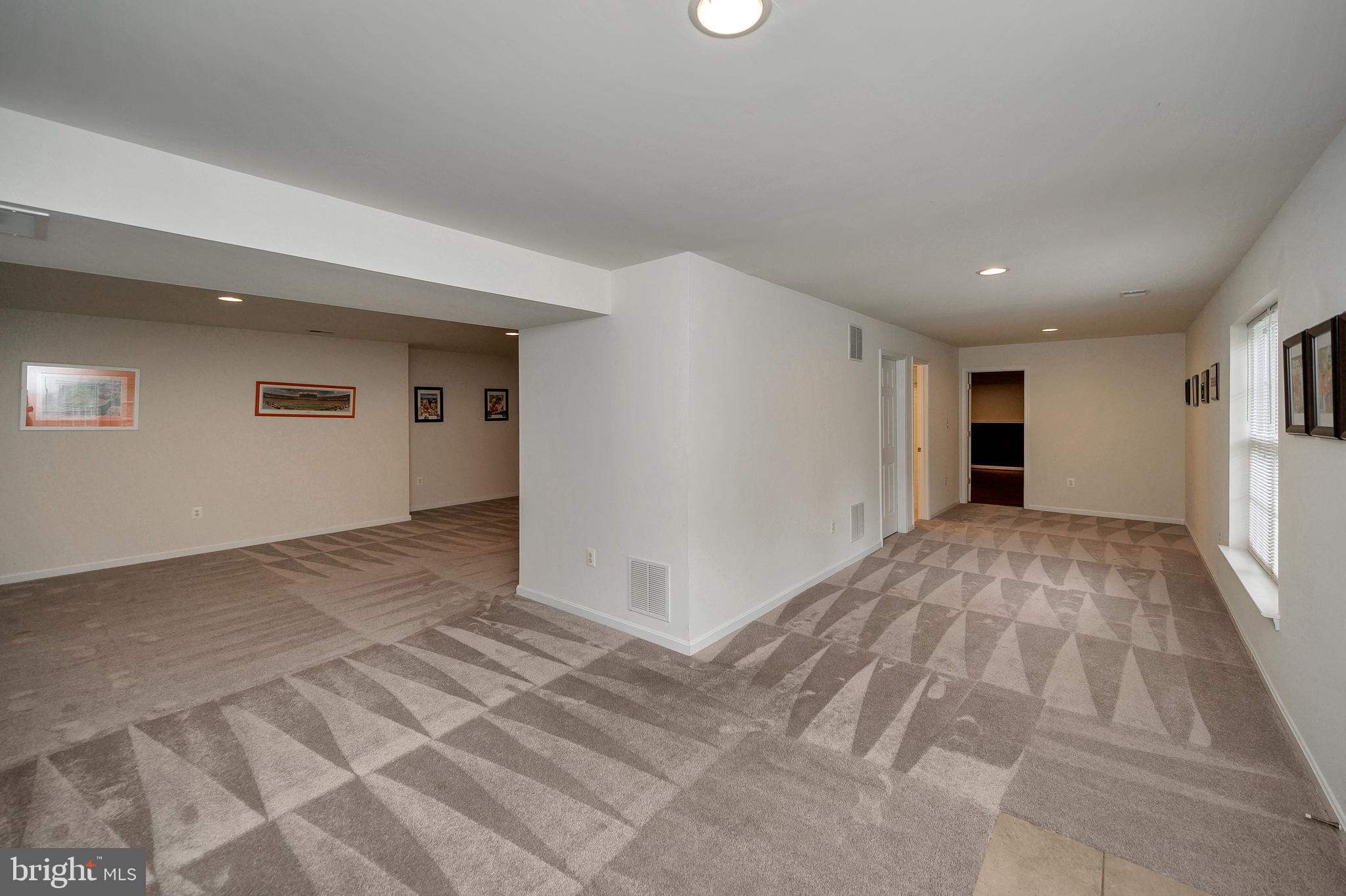 SOMERSET - Residential