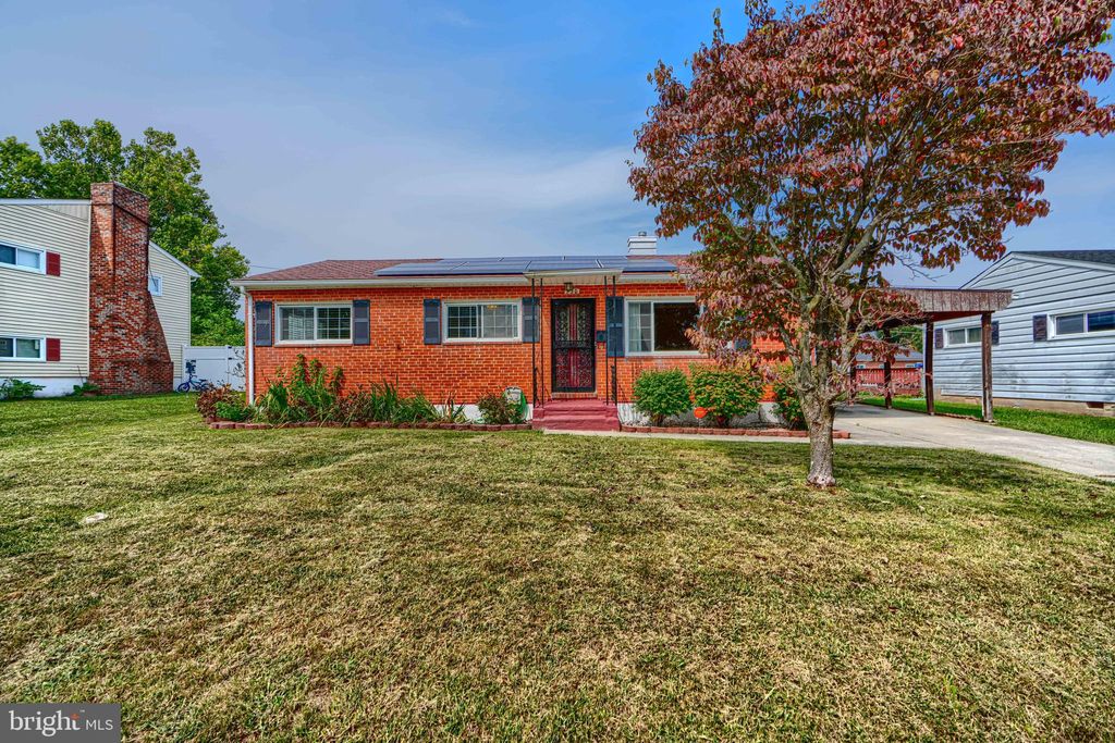 Photo of 930 Sedgley Road, BALTIMORE, MD 21228 (MLS # MDBC2138600)