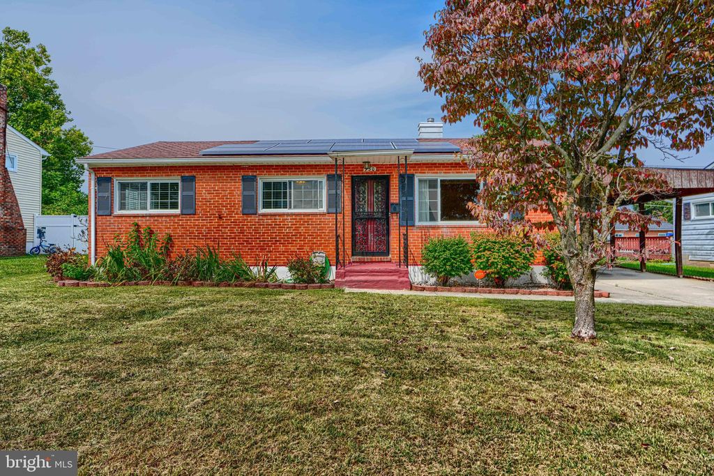 Photo of 930 Sedgley Road, BALTIMORE, MD 21228 (MLS # MDBC2138600)