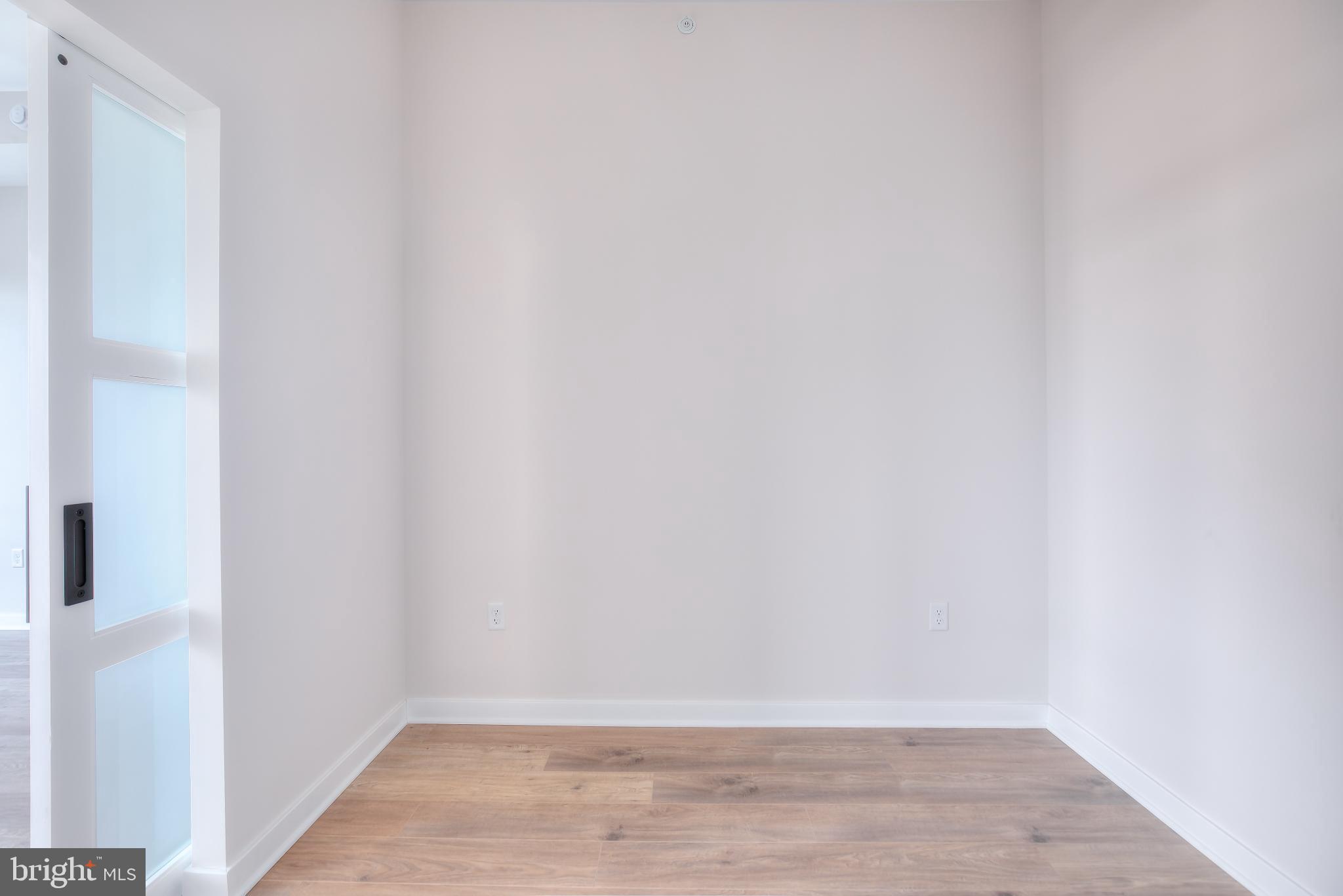 FALLS CHURCH CITY - Residential