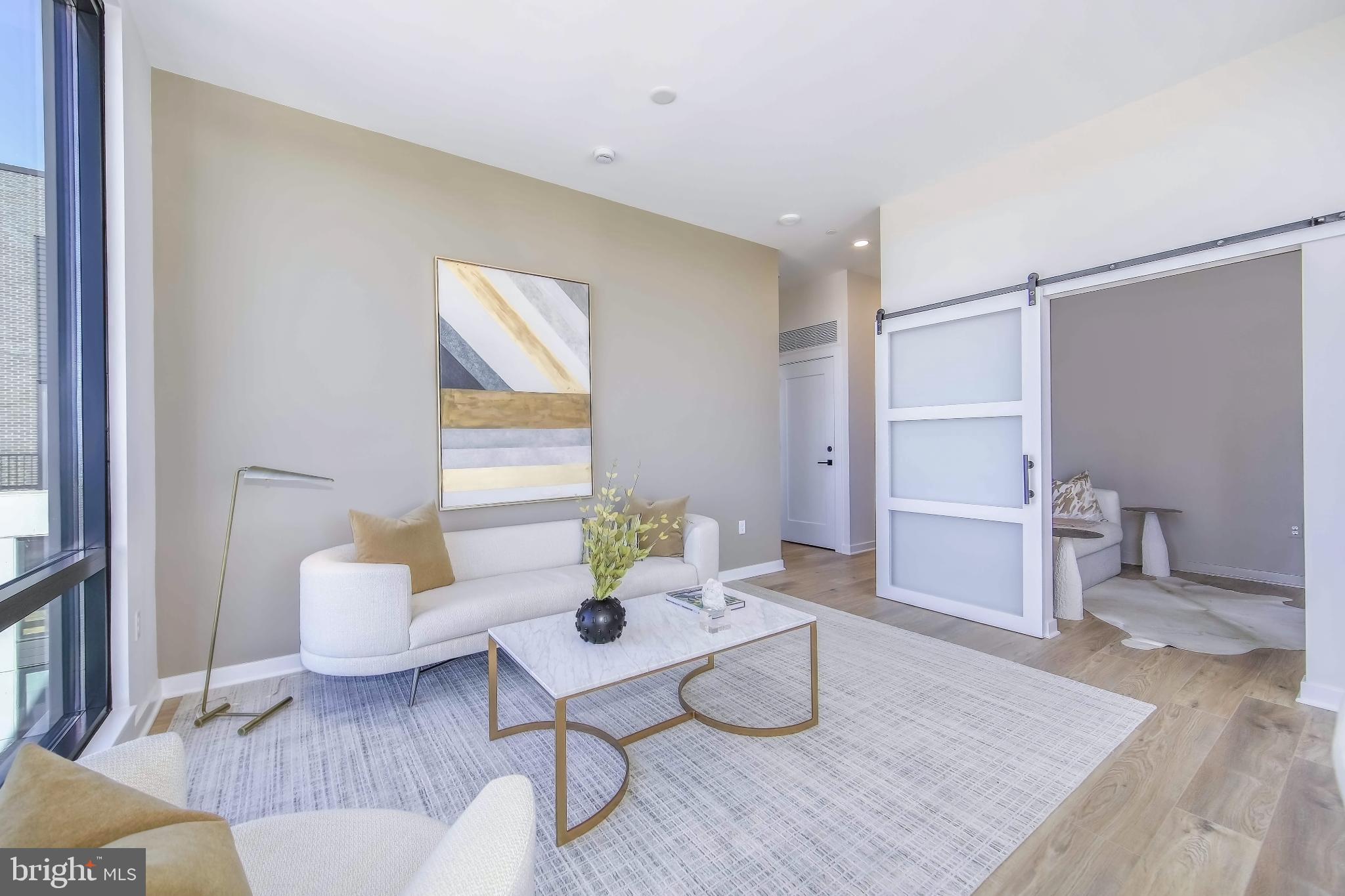 FALLS CHURCH CITY - Residential