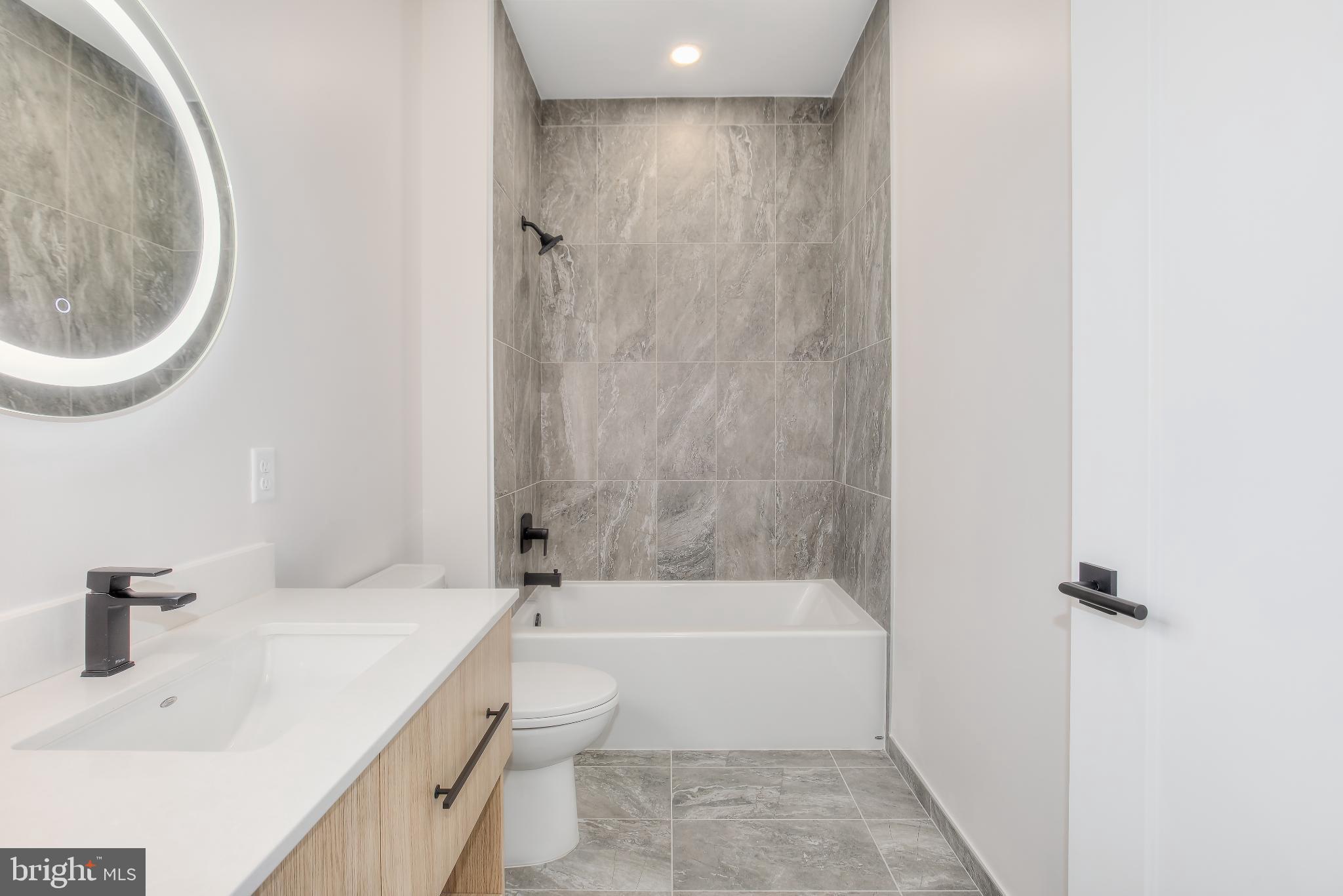 FALLS CHURCH CITY - Residential