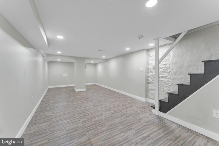 COLD SPRING NEWTOWN - Residential