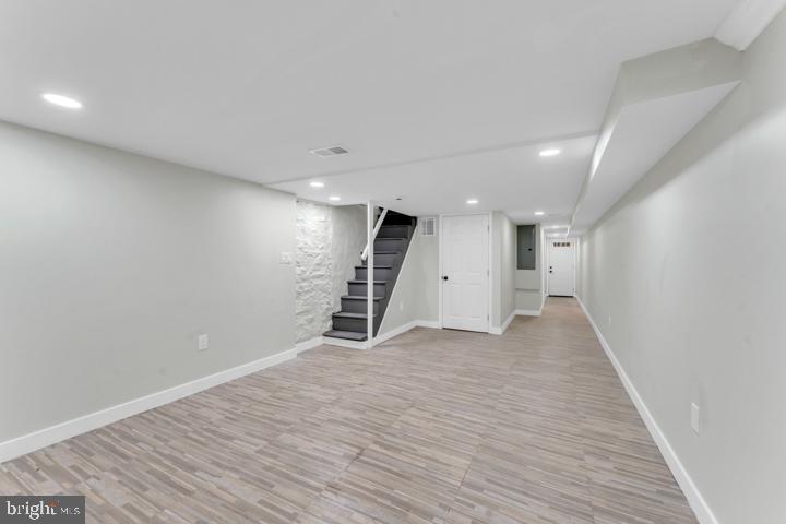 COLD SPRING NEWTOWN - Residential