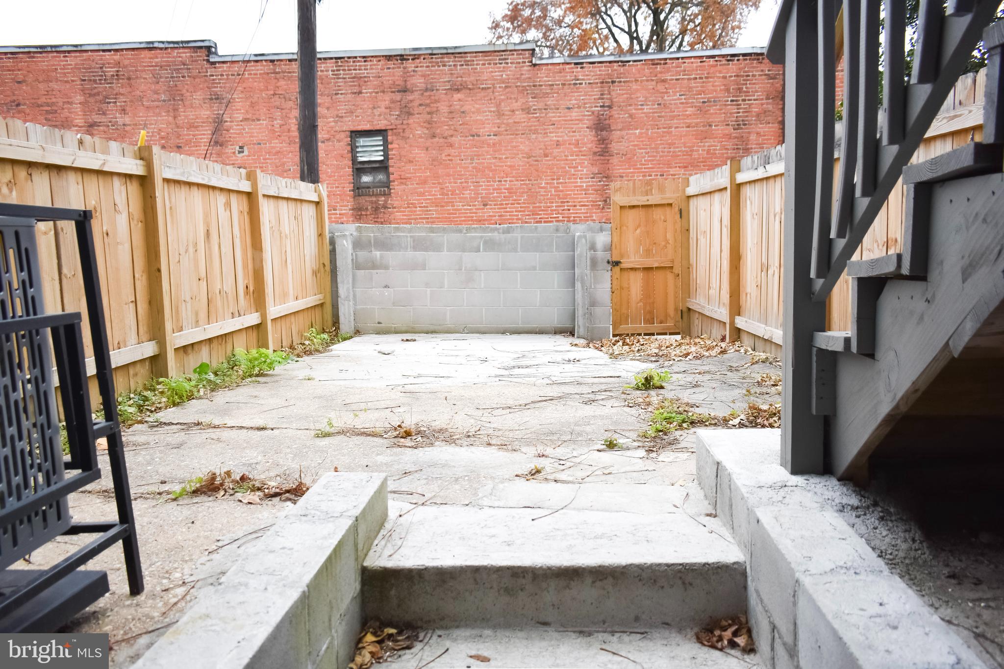 COLD SPRING NEWTOWN - Residential