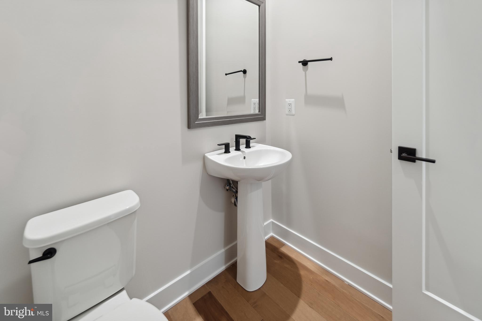 THE GROVE AT DOMINION HILLS - Residential