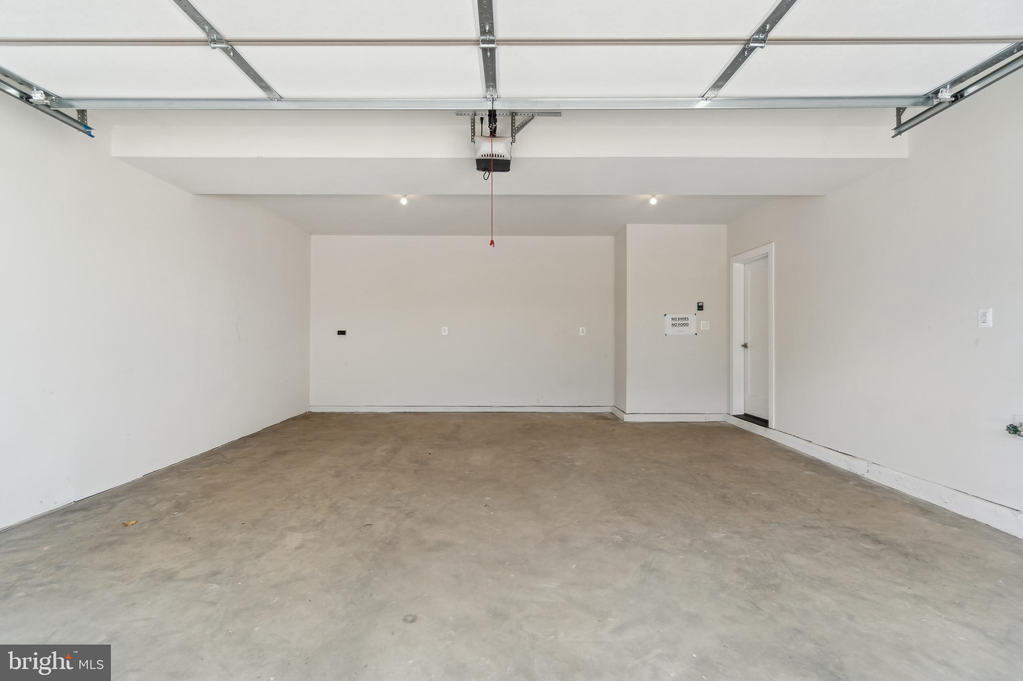 THE GROVE AT DOMINION HILLS - Residential