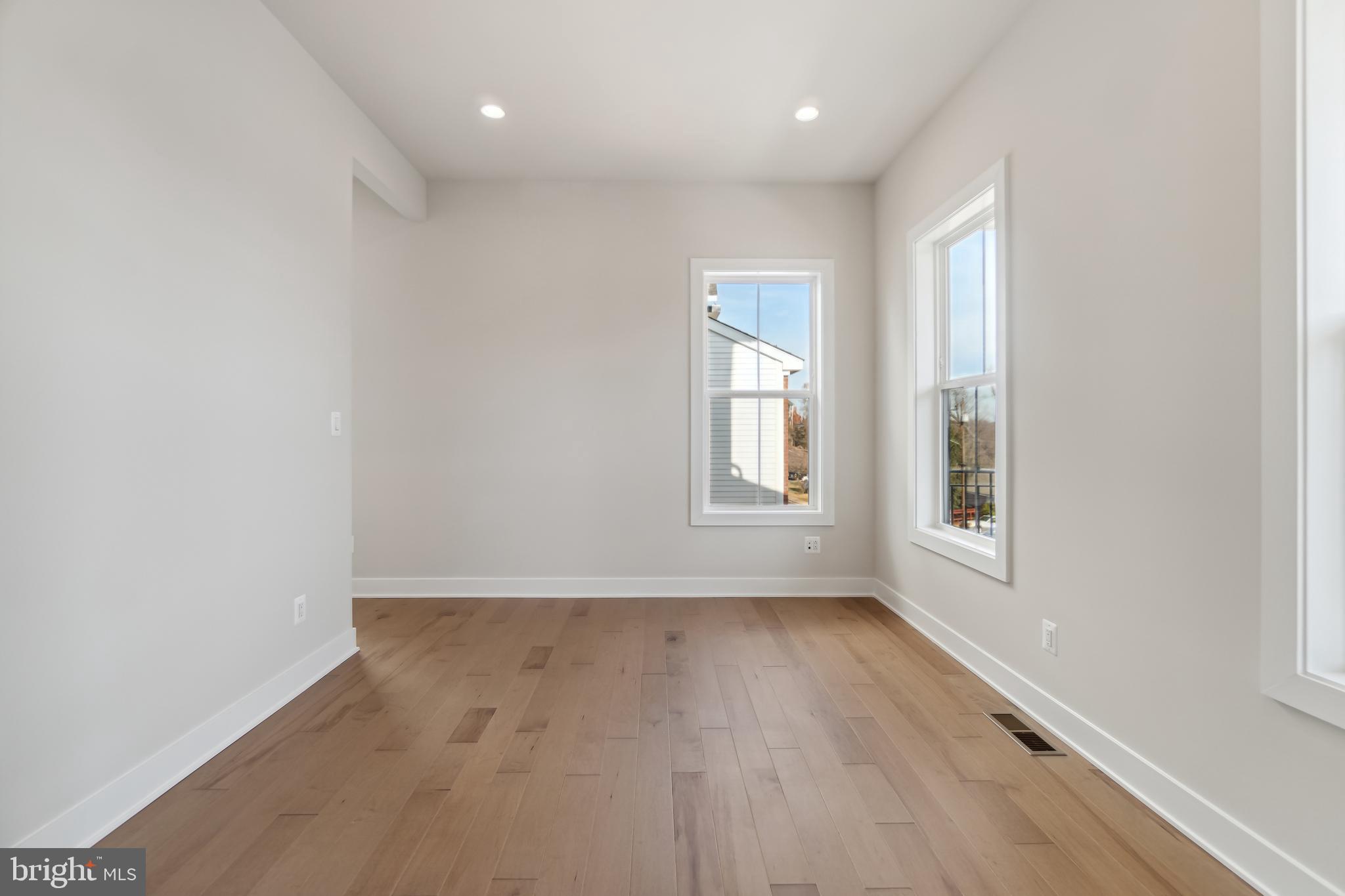 THE GROVE AT DOMINION HILLS - Residential