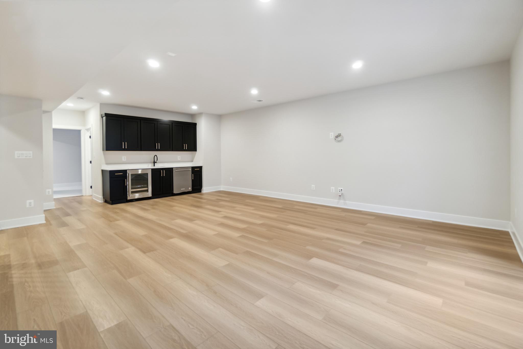 THE GROVE AT DOMINION HILLS - Residential