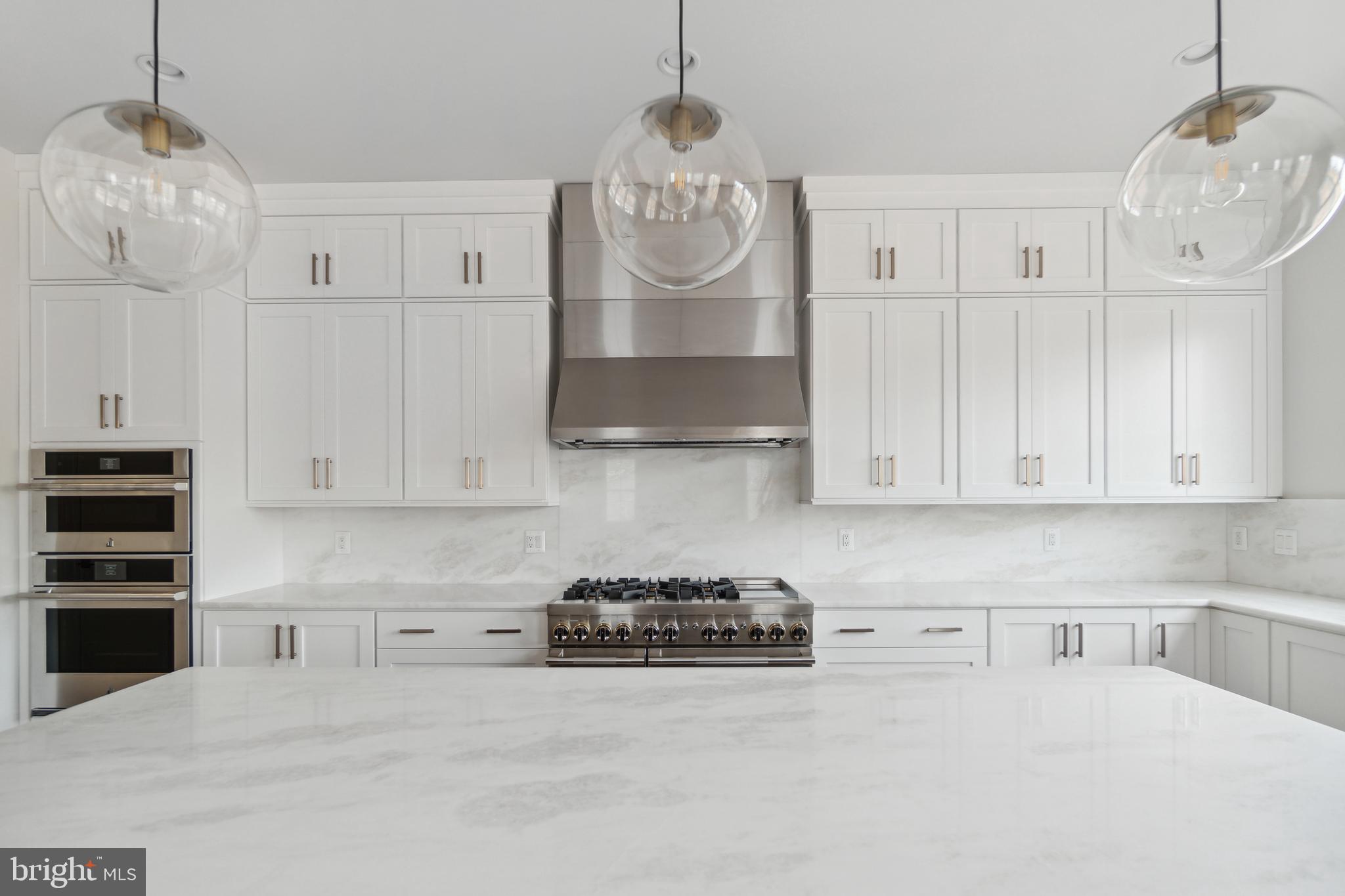 THE GROVE AT DOMINION HILLS - Residential