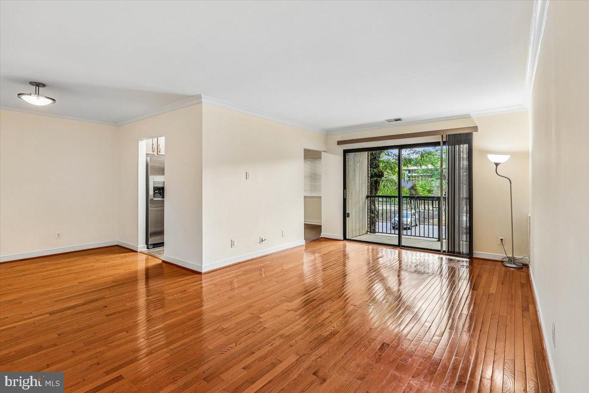 300 HILLTOP LANE 300E
