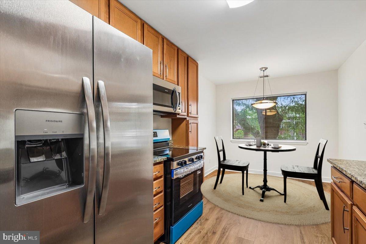 300 HILLTOP LANE 300E