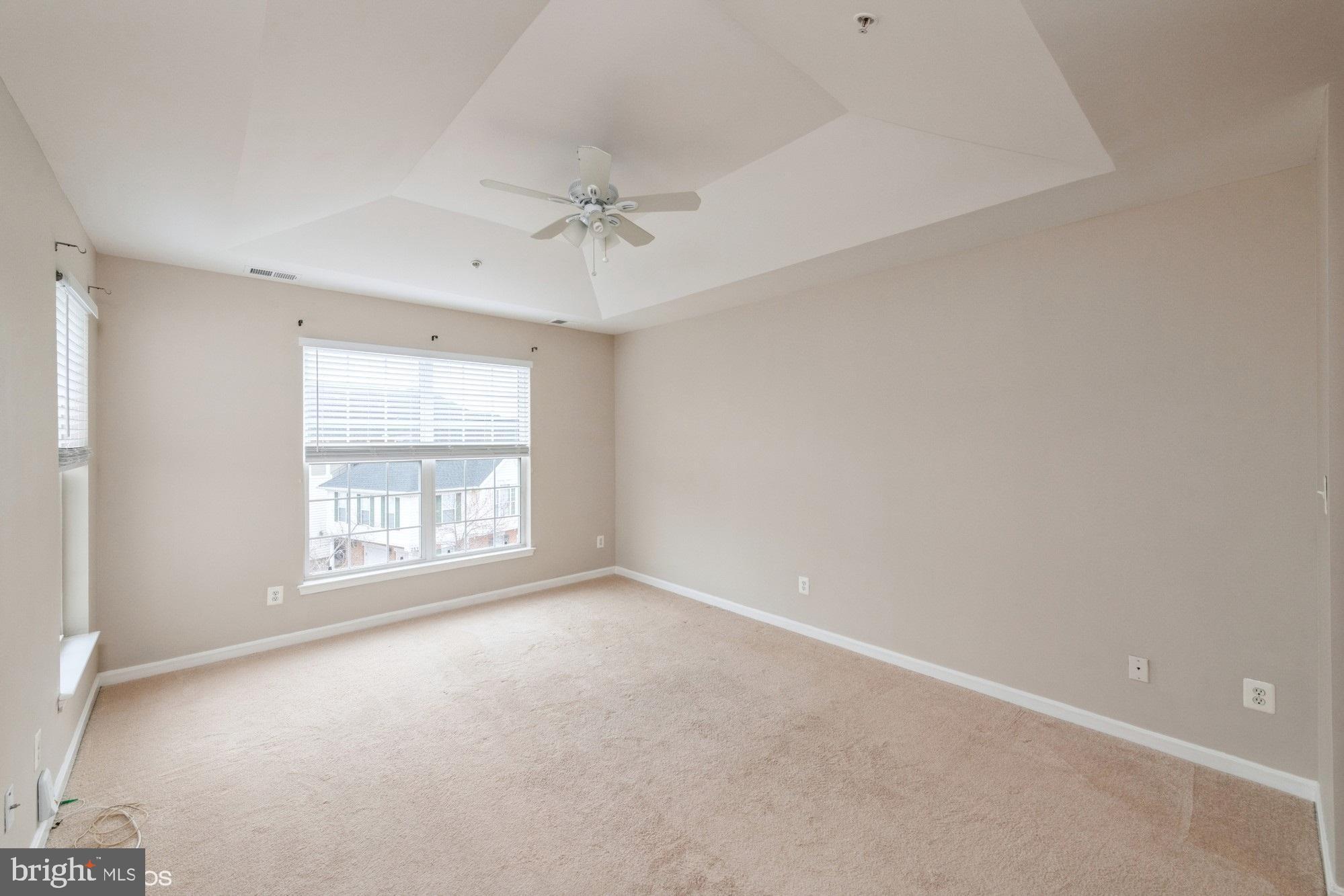 LAKESIDE AT SOUTH RIDING - Residential Lease