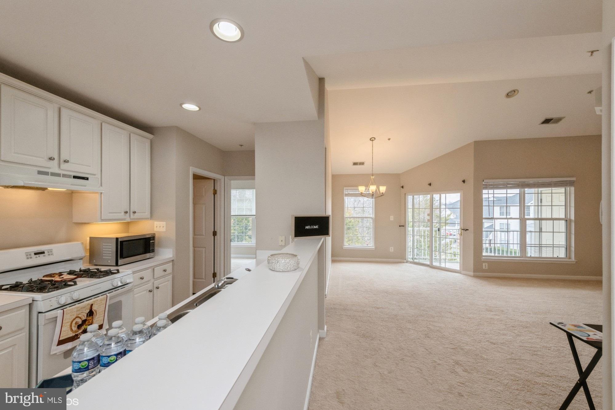 LAKESIDE AT SOUTH RIDING - Residential Lease