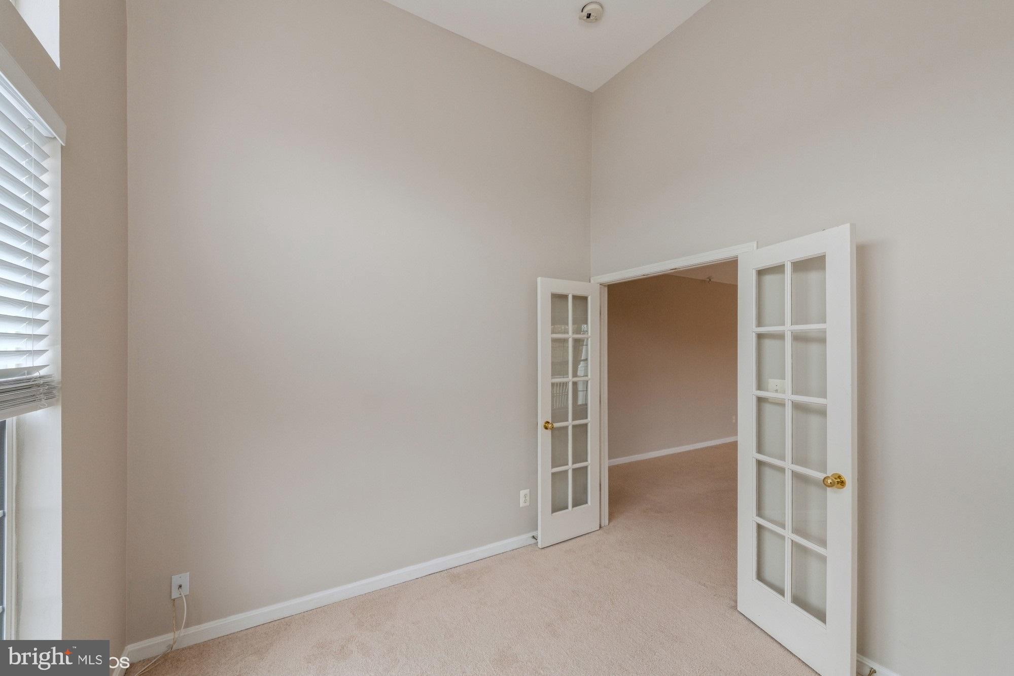 LAKESIDE AT SOUTH RIDING - Residential Lease