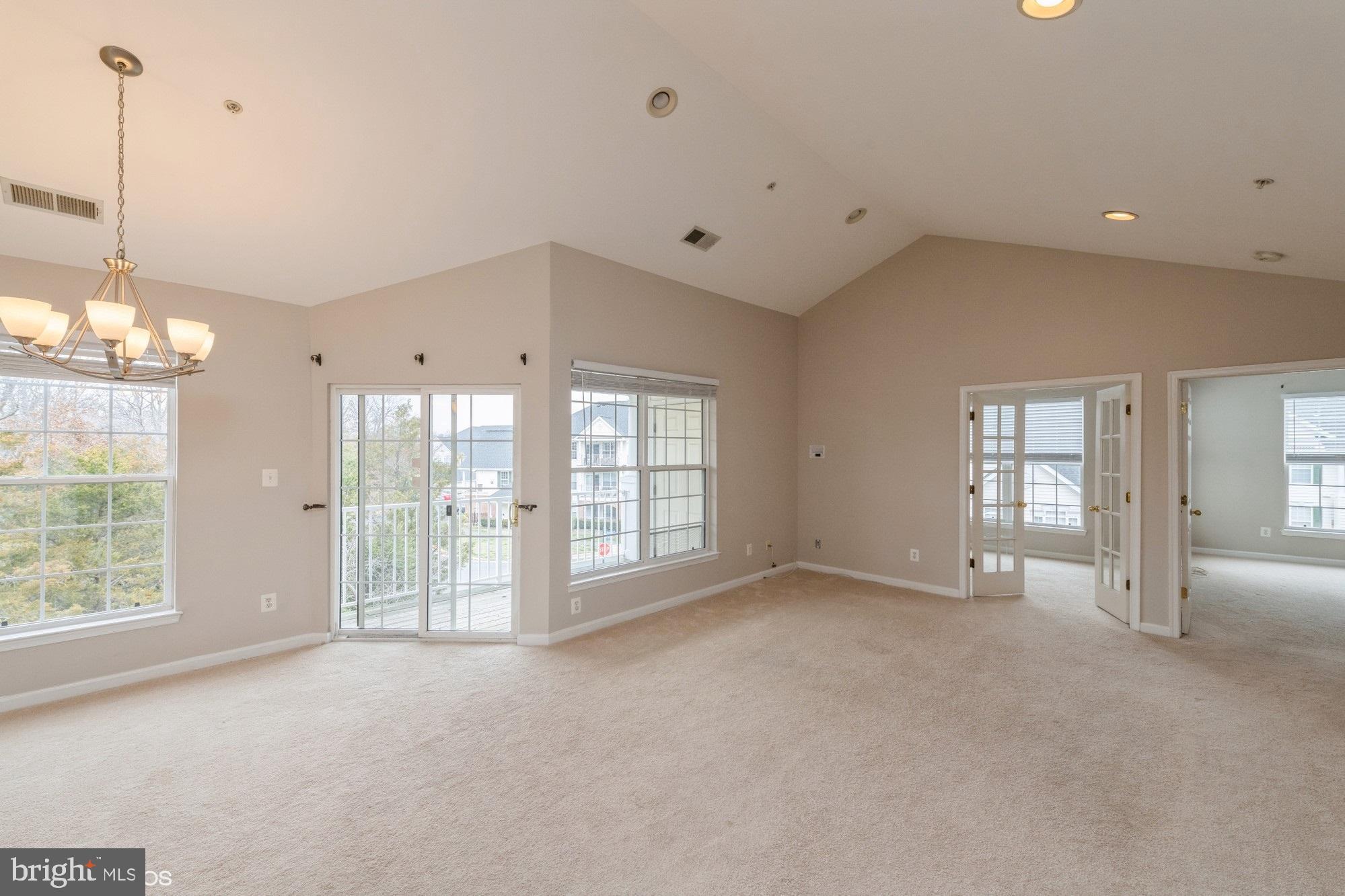LAKESIDE AT SOUTH RIDING - Residential Lease