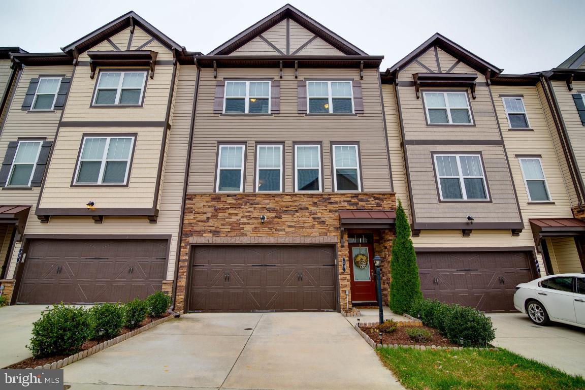 COLONIAL FORGE - Residential