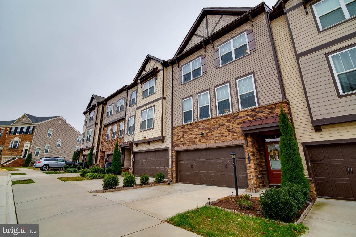 COLONIAL FORGE - Residential