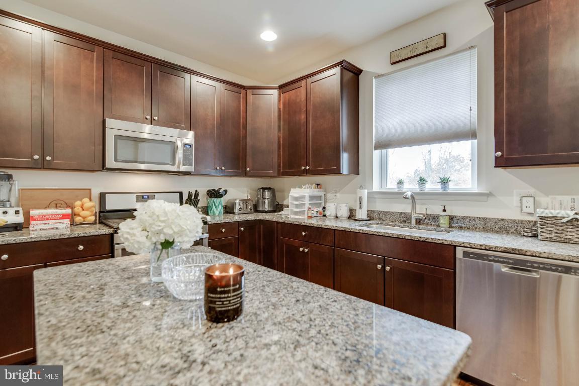 COLONIAL FORGE - Residential