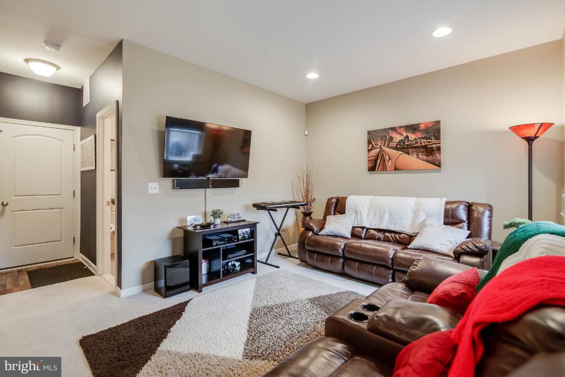 COLONIAL FORGE - Residential